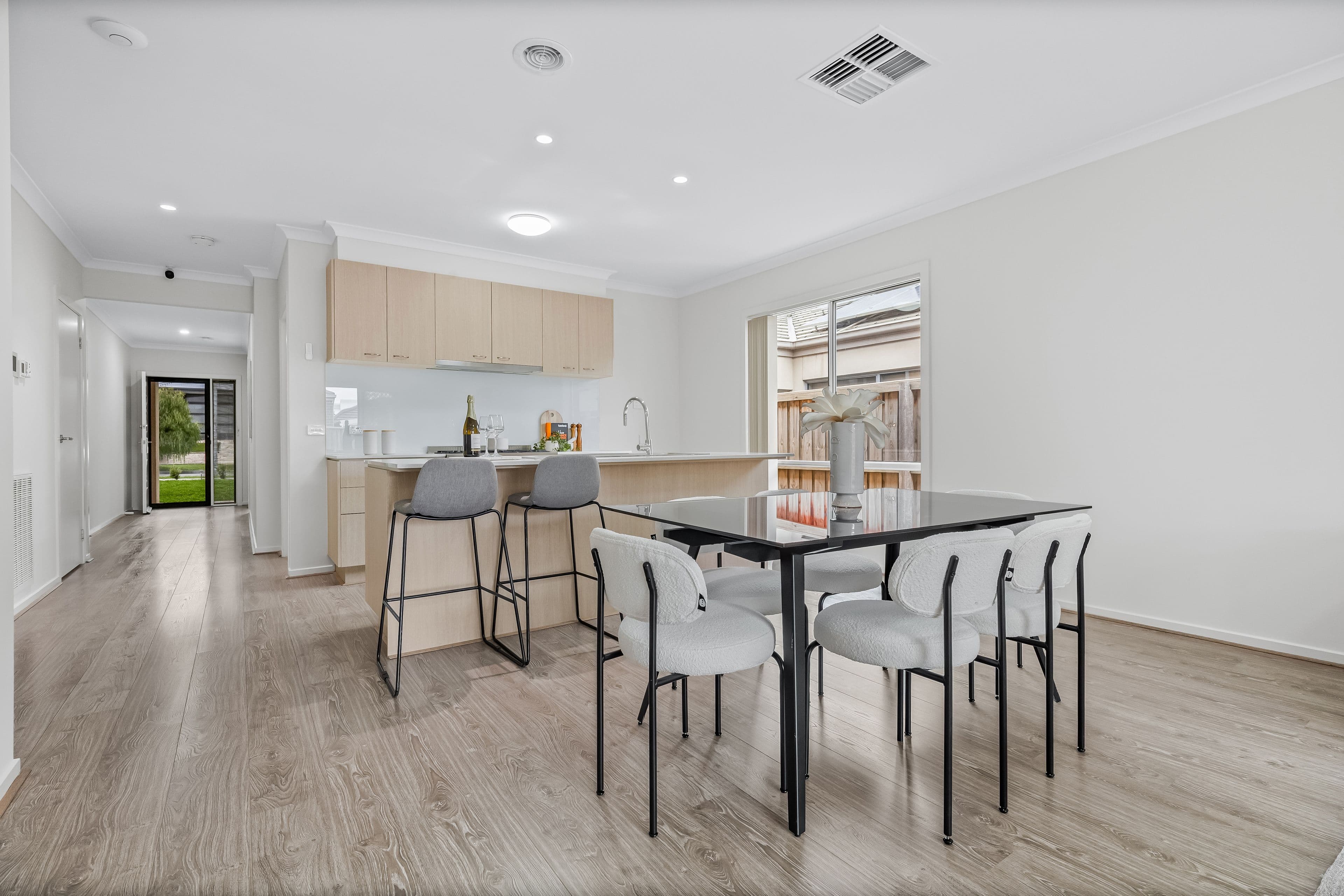 7 Werribee Crescent, Wollert VIC 3750, Wollert - Thumbnail 3