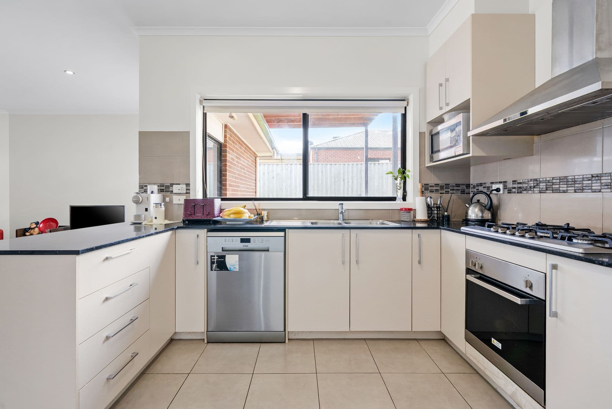 4 Bernhardt Drive, Epping VIC 3076, Epping - Thumbnail 3