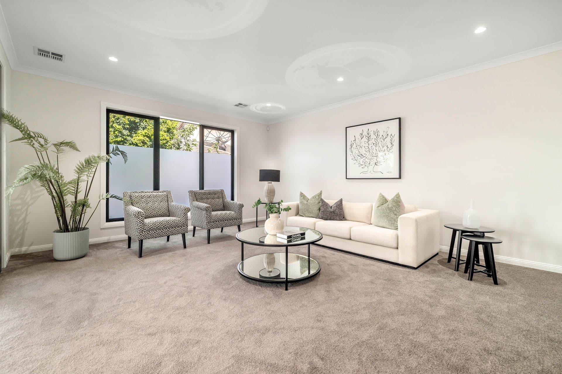 25 Oak Hill Road, Mount Waverley VIC 3149, Mount Waverley - Thumbnail 3