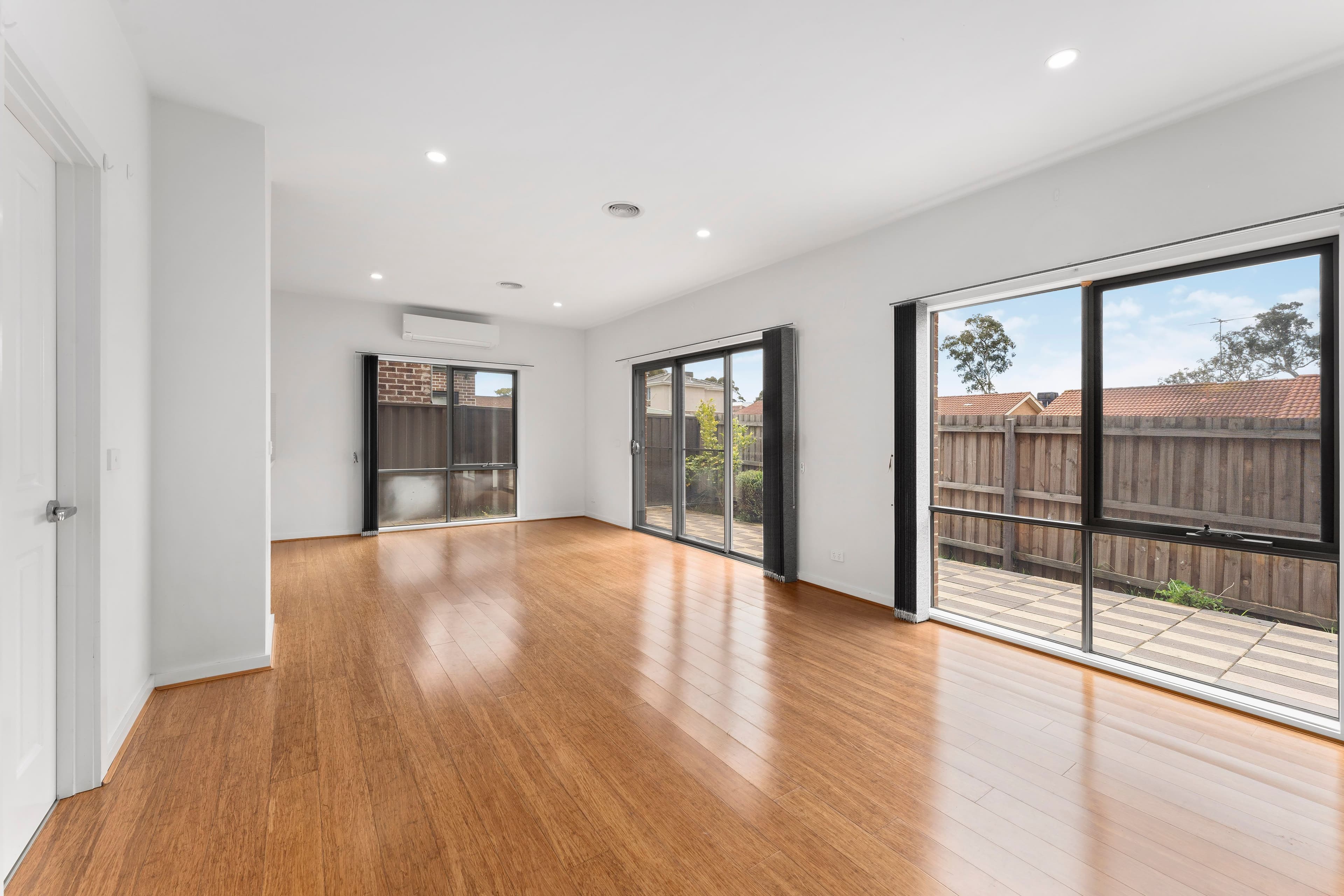 13 Mons Parade, Noble Park VIC 3174, Noble Park - Thumbnail 2