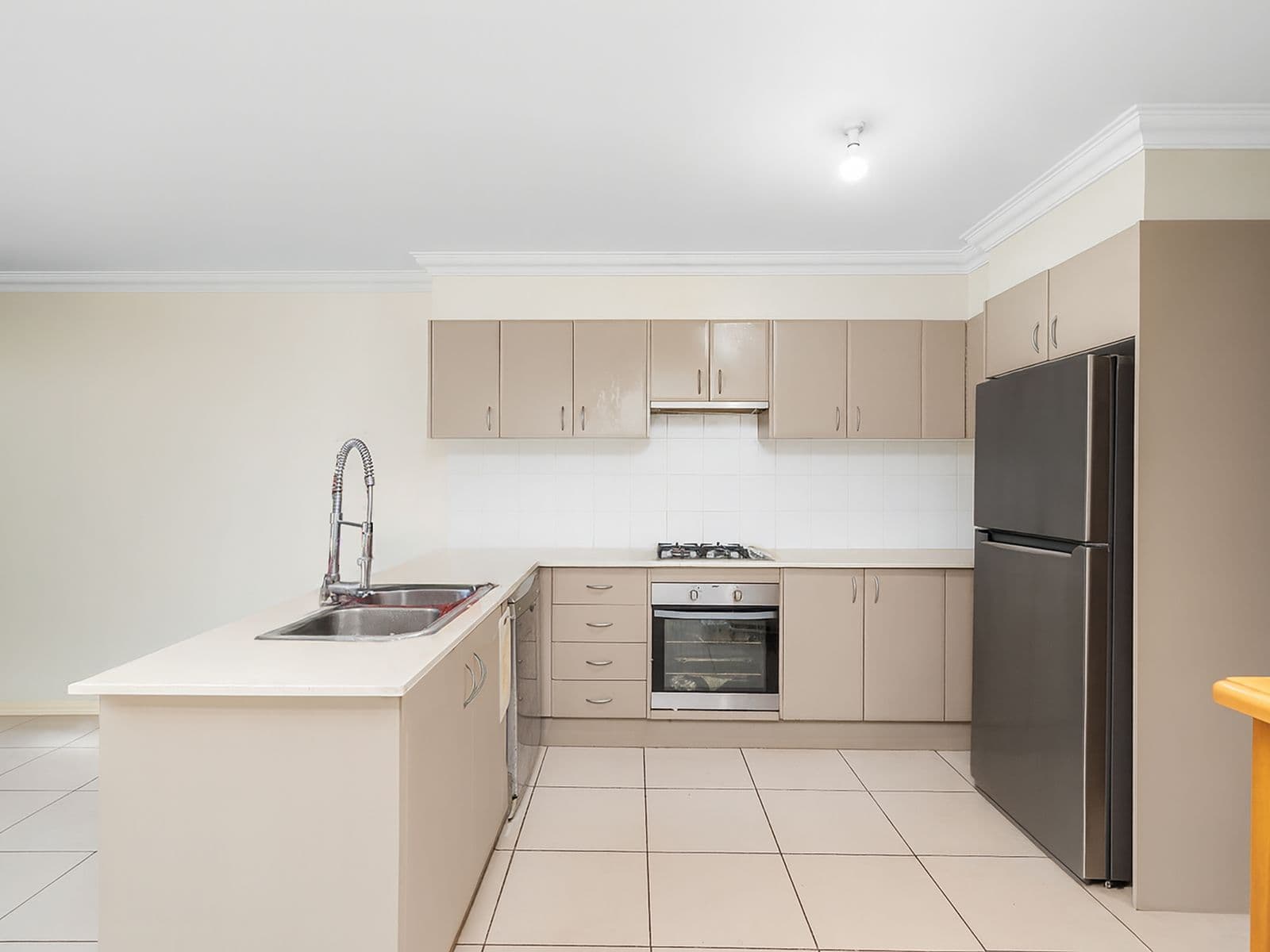 44 Albert Street, Guildford - Thumbnail 5