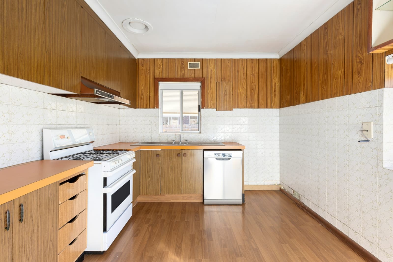 25 Robinson Street,Clayton, Clayton - Thumbnail 5