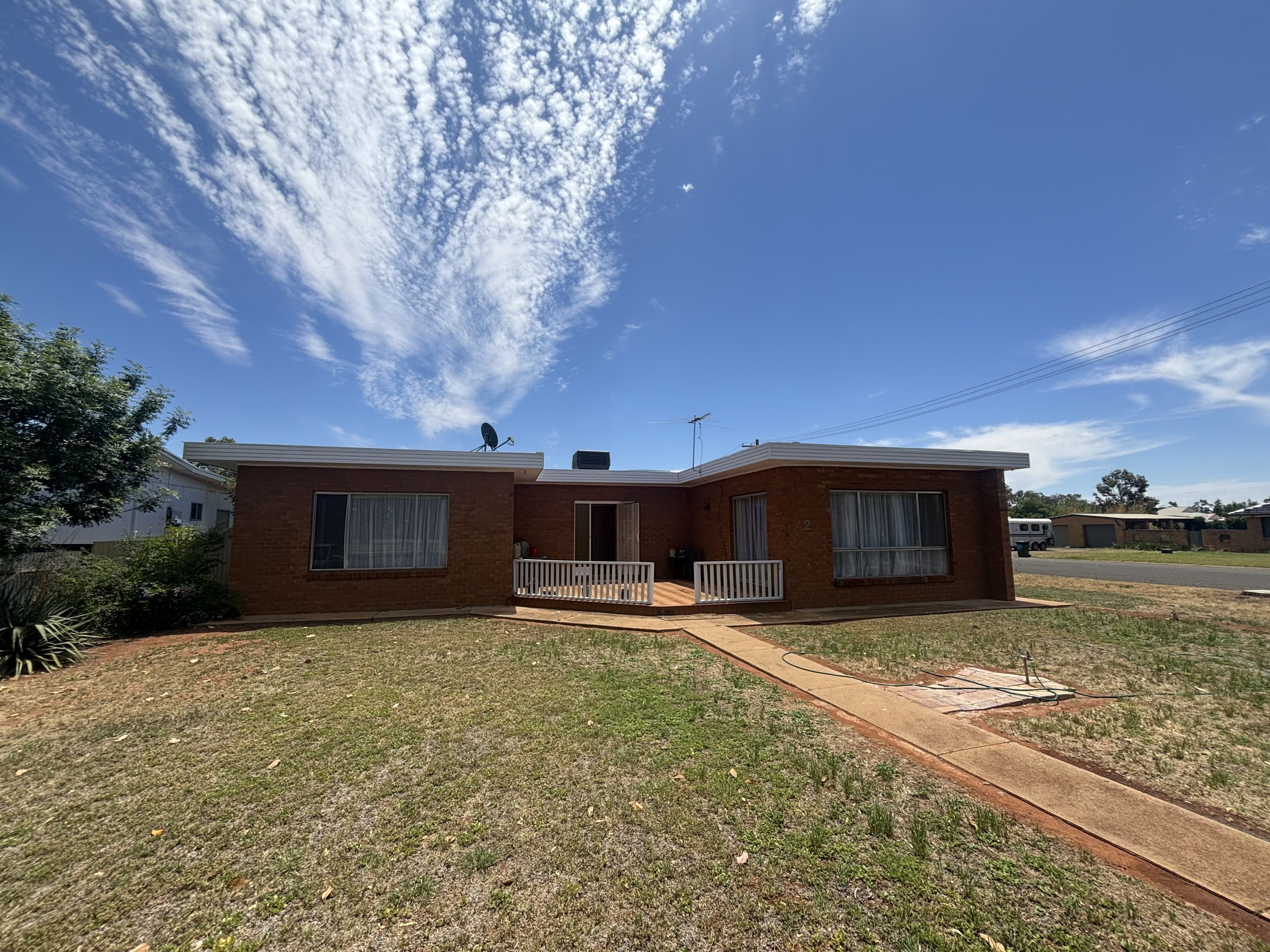 42 Napier Street, Goolgowi NSW 2652, Goolgowi - Image 1