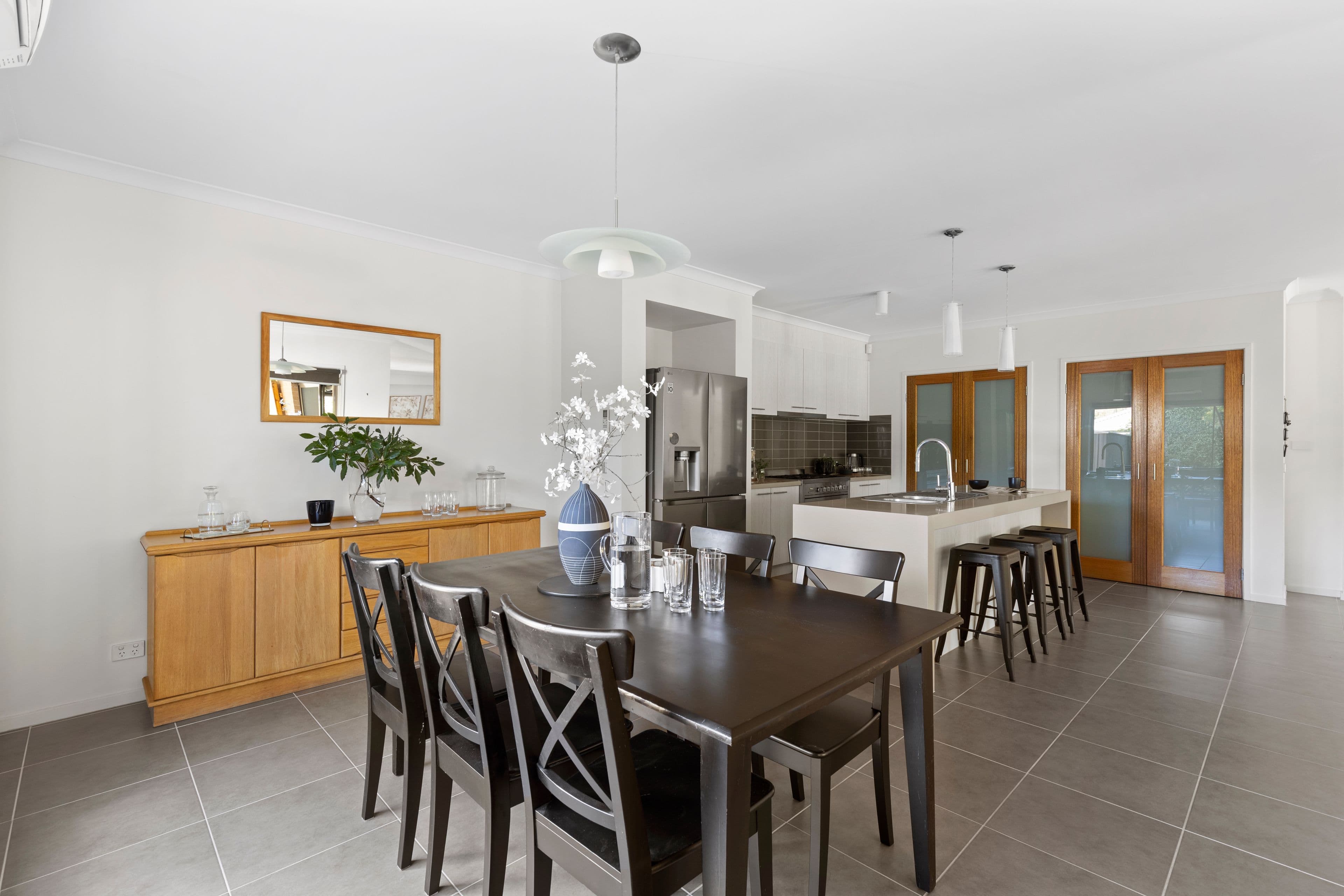 10 Roebuck Street, South Morang VIC 3752, South Morang - Thumbnail 4