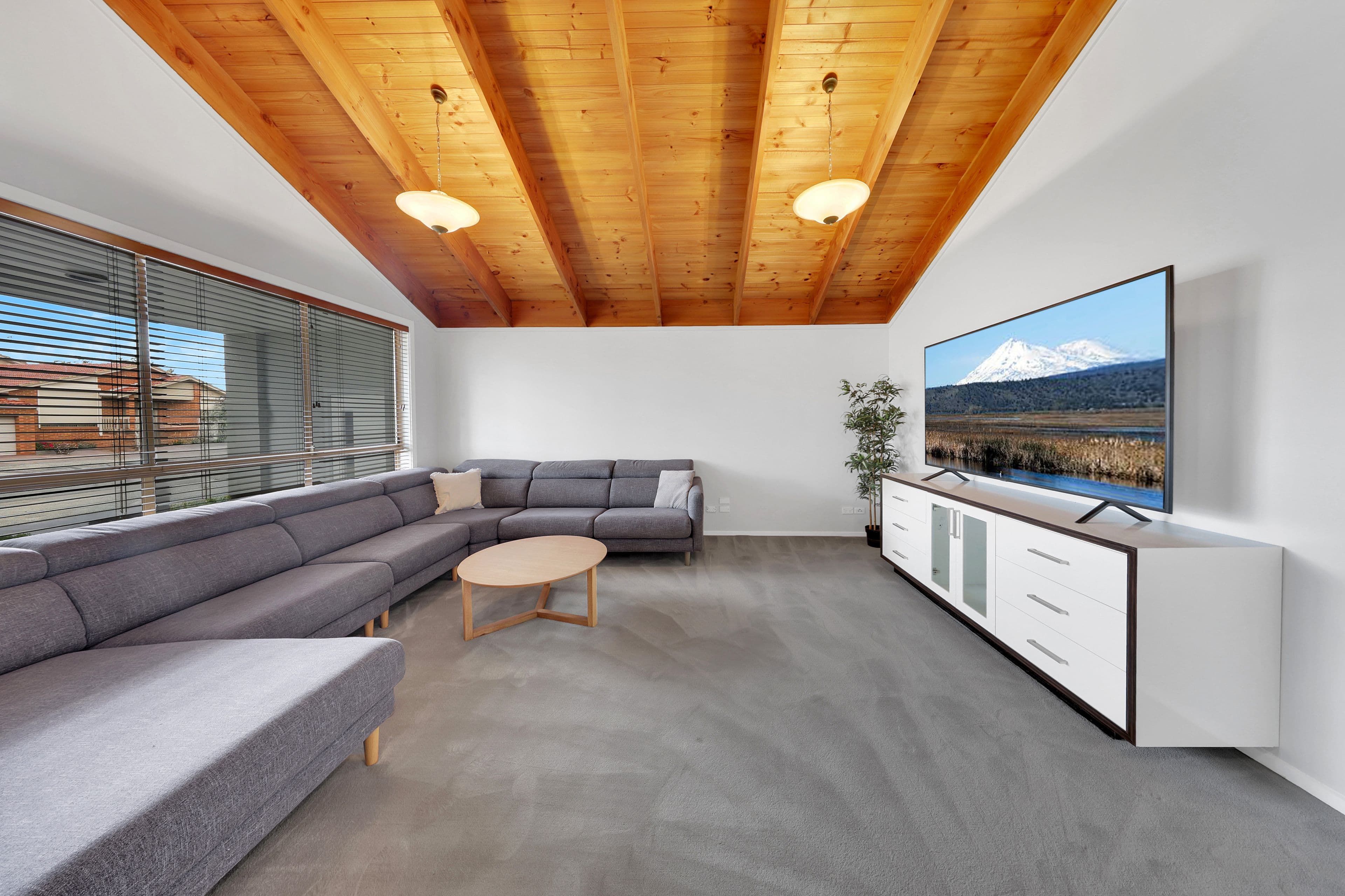 72 Woolnough Drive, Mill Park VIC 3082, Mill Park - Thumbnail 2