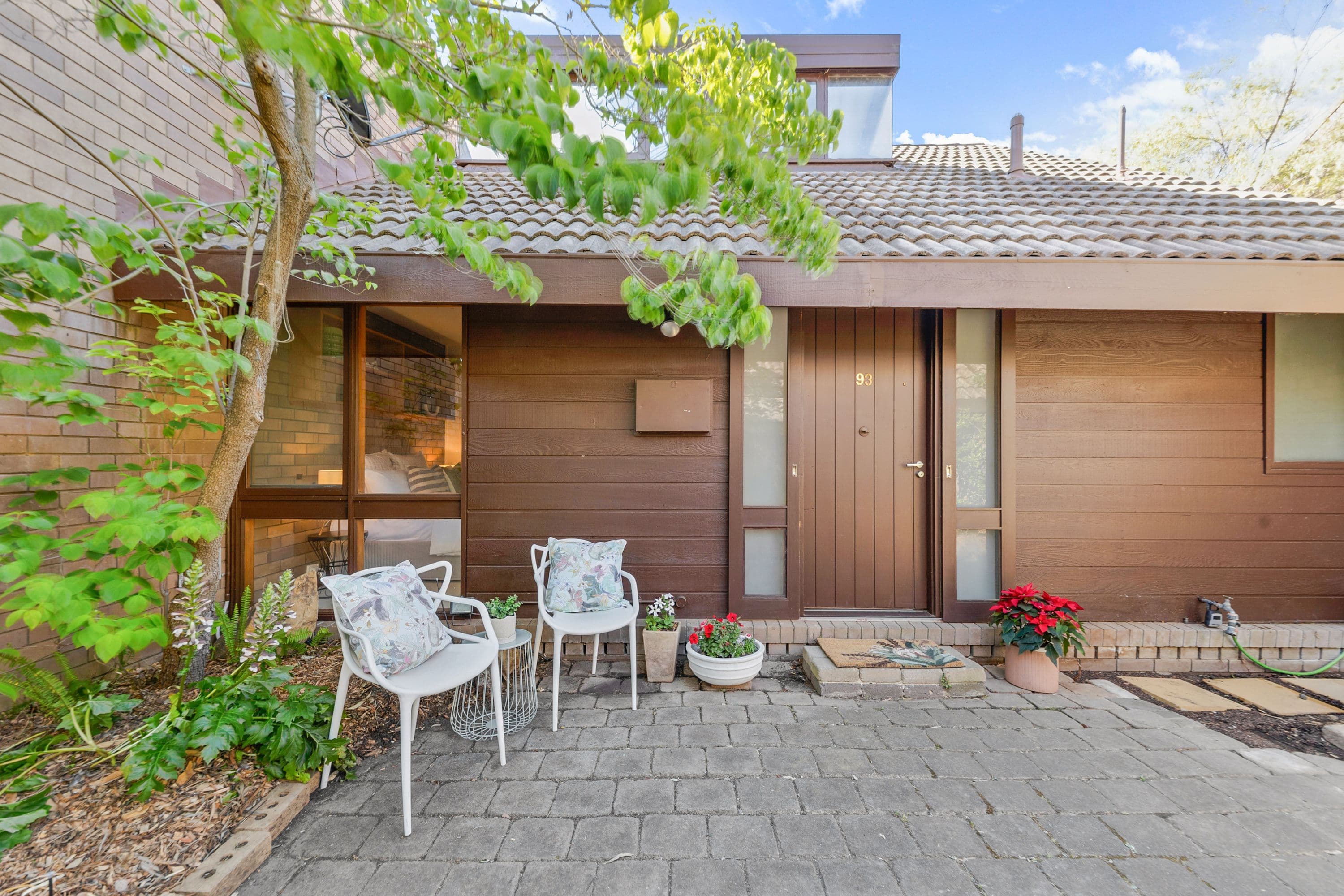 93 Wybalena Grove, Cook ACT 2614, Cook - Thumbnail 2