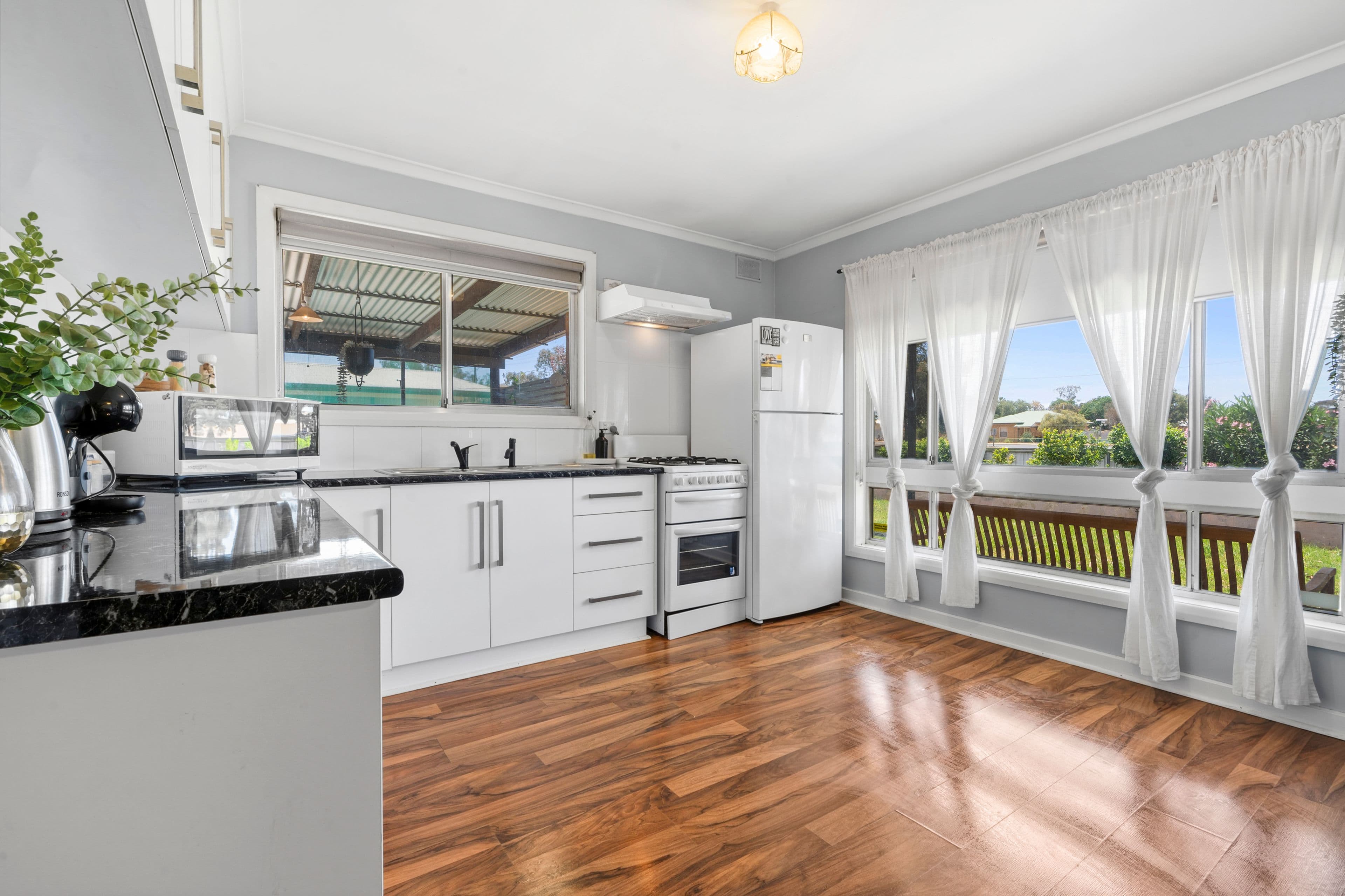 70 Tobruk Terrace, Loxton SA 5333, Loxton - Thumbnail 2