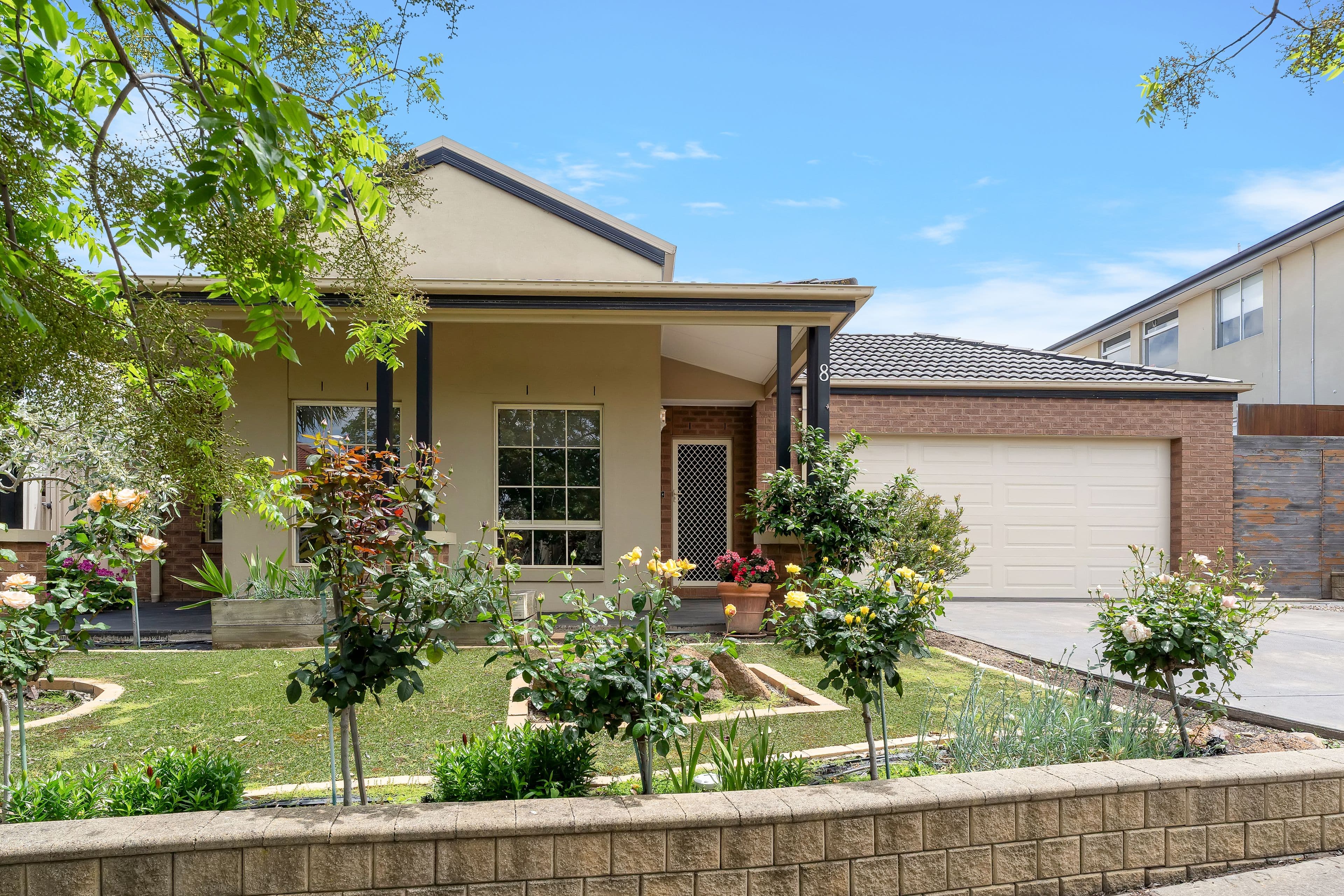 8 Beau Vista Drive, Craigieburn VIC 3064, Craigieburn - Thumbnail 2