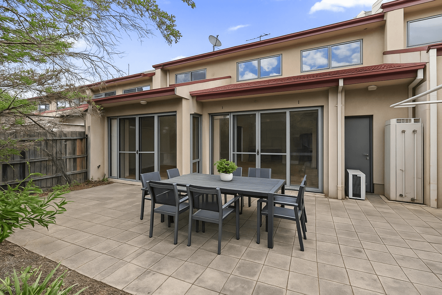 36 Eileen Good Street, Greenway ACT 2900, Greenway - Thumbnail 6