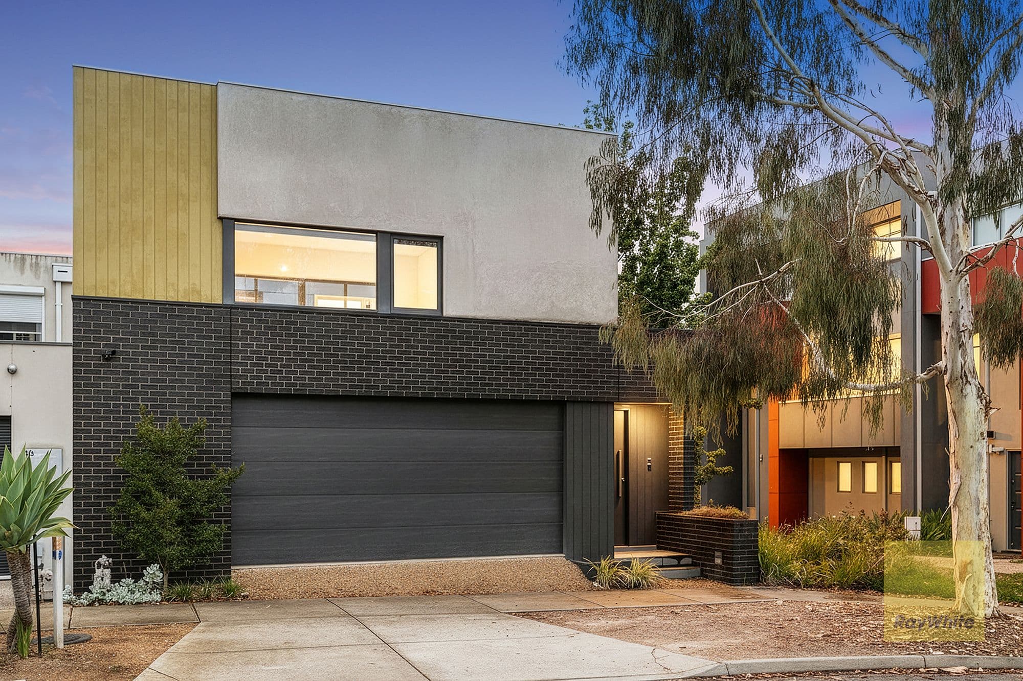 48 Bursaria Drive, Caroline Springs VIC 3023, Caroline Springs - Thumbnail 2