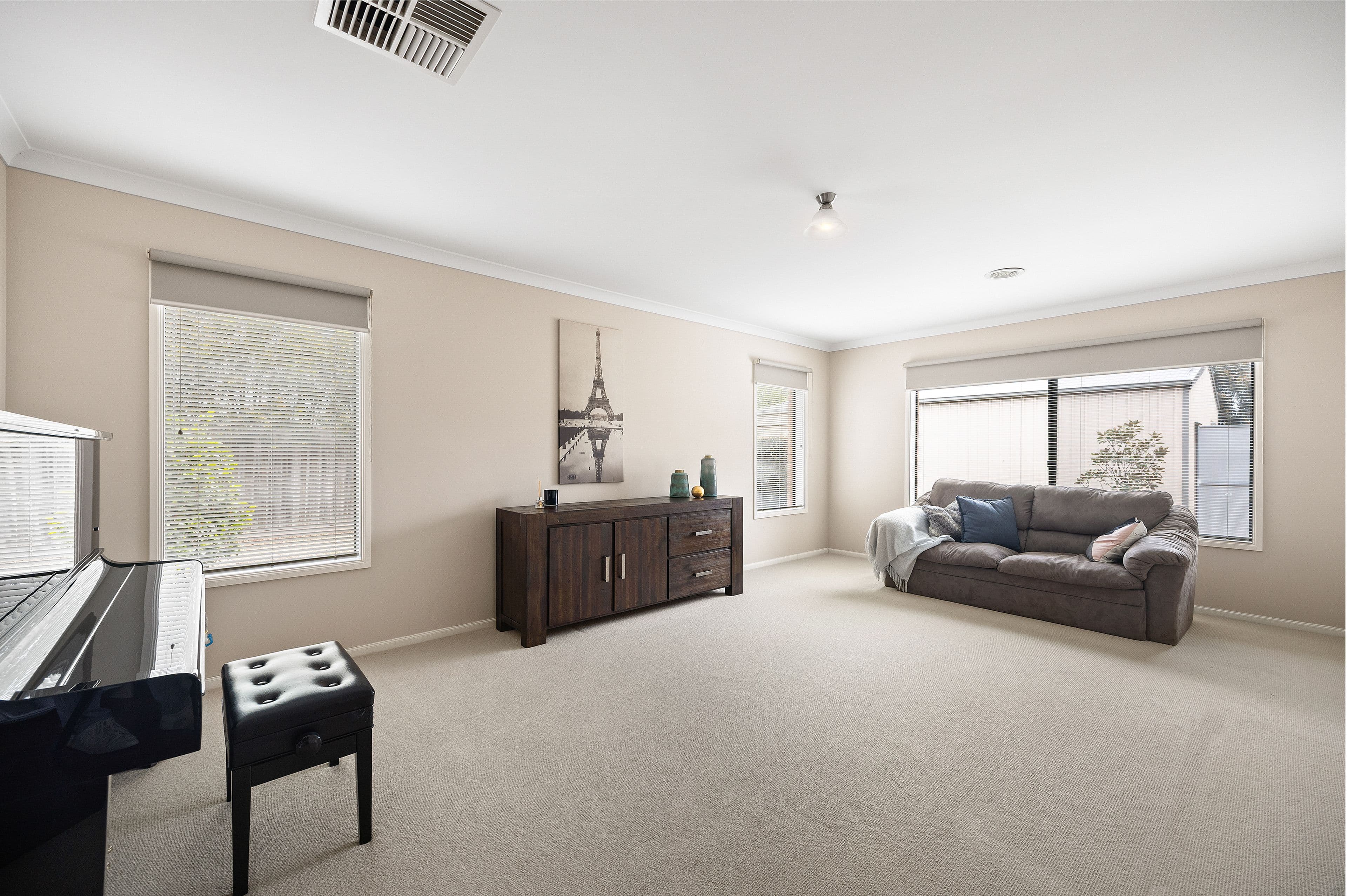 14 Chestnut Way, Sunbury VIC 3429, Sunbury - Thumbnail 6
