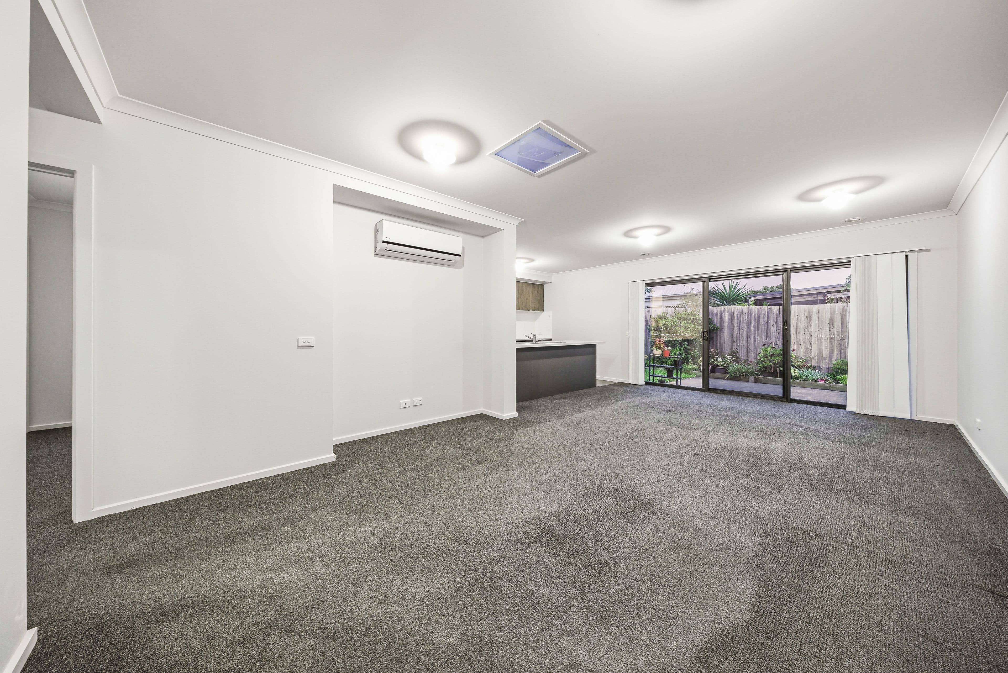 8 Portrait Place, Clyde North VIC 3978, Clyde North - Thumbnail 8