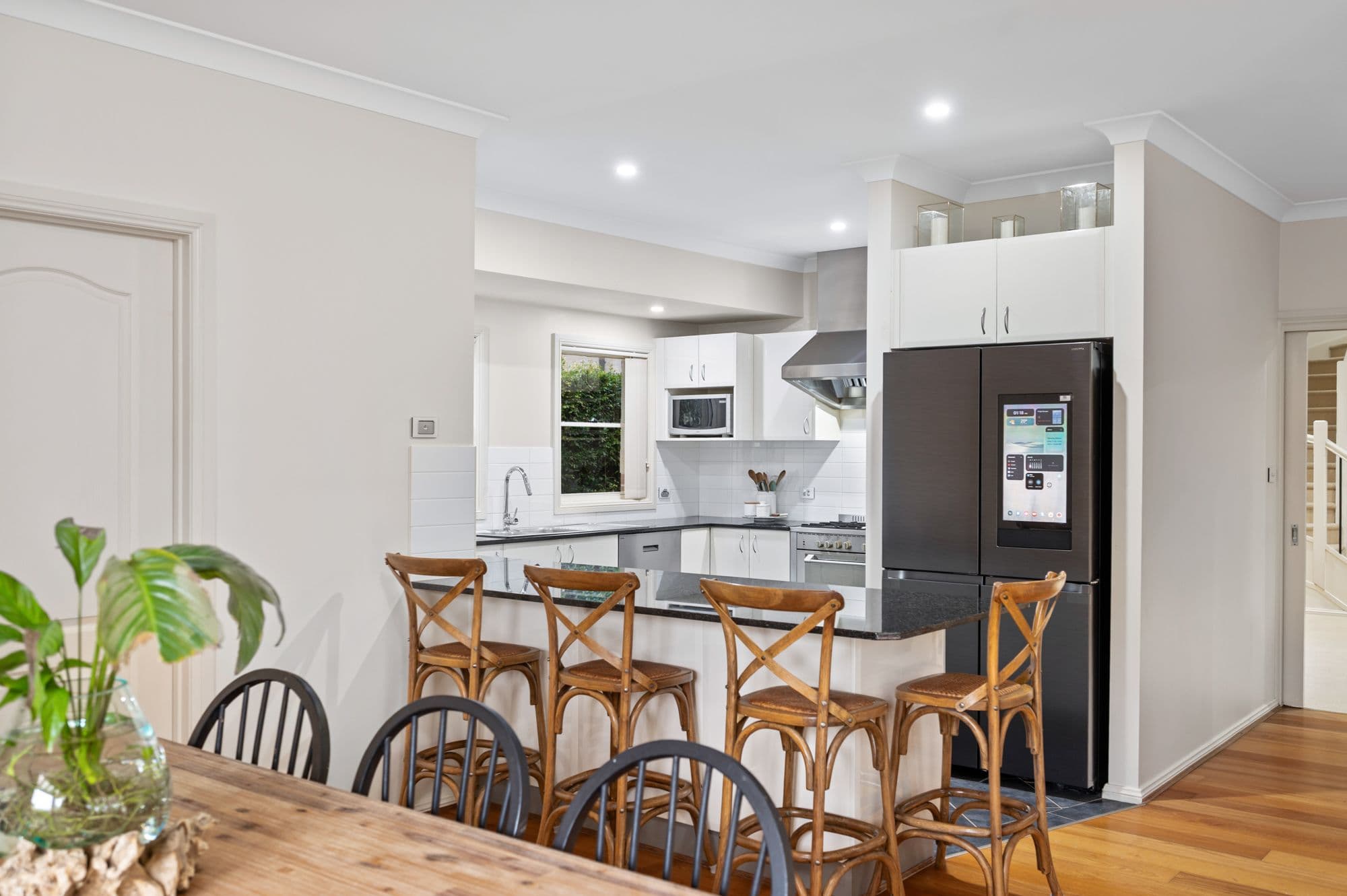 6 Lochview Crescent, Mount Annan NSW 2567, Mount Annan - Thumbnail 4