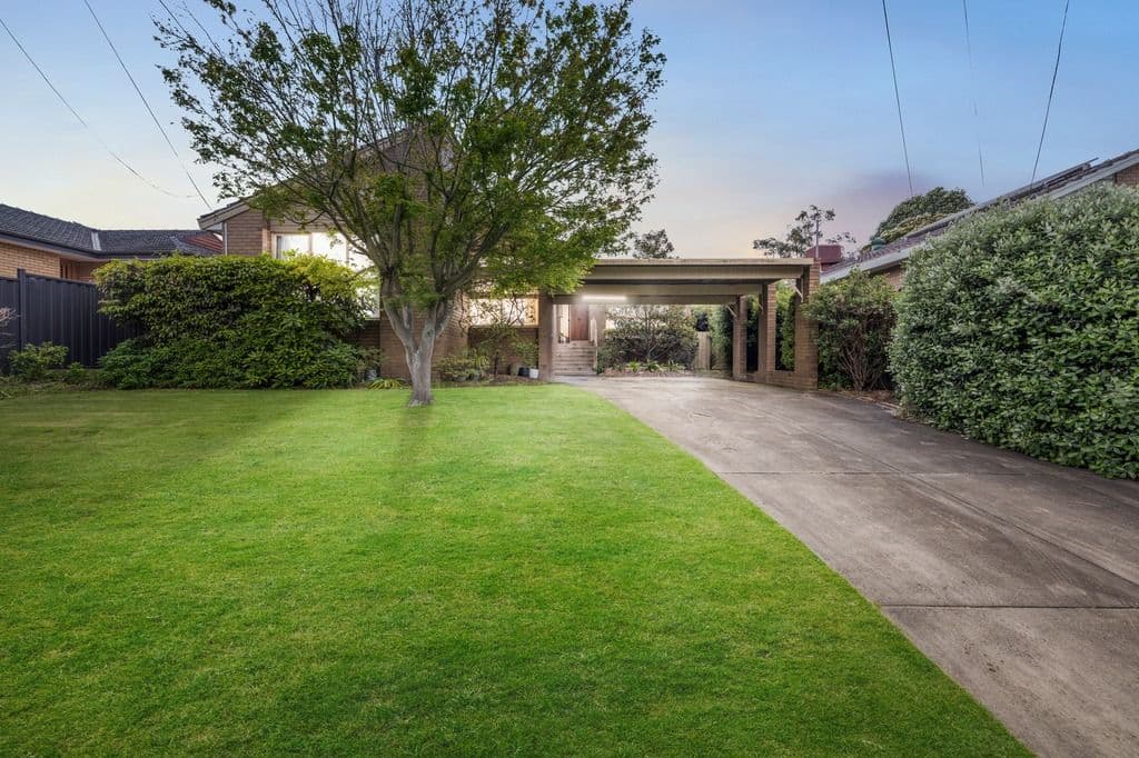 11 Chapel Street, Glen Waverley VIC 3150, Glen Waverley - Thumbnail 3