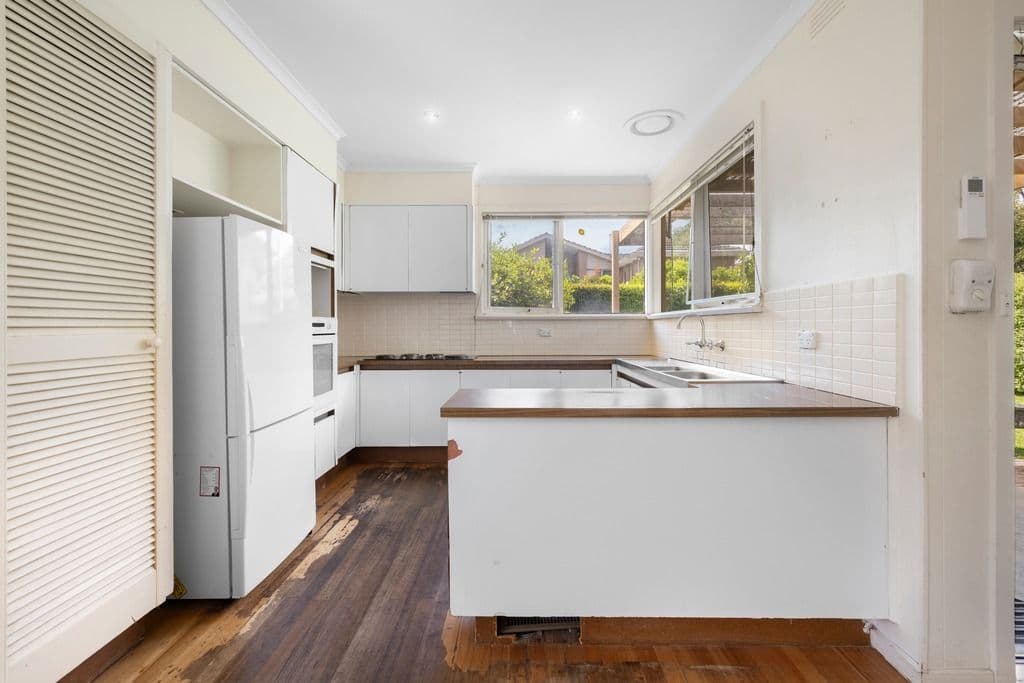 11 Chapel Street, Glen Waverley VIC 3150, Glen Waverley - Thumbnail 6