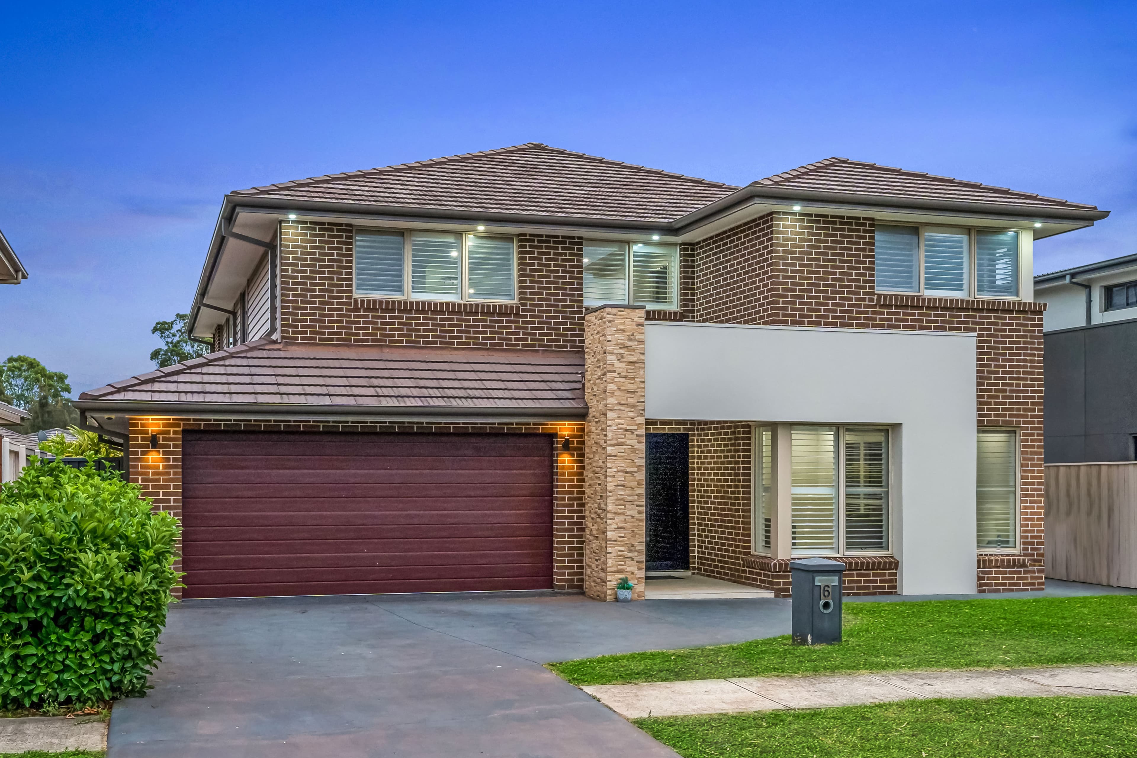 6 Joseph Wild Road, Carnes Hill NSW 2171, Carnes Hill - Thumbnail 2
