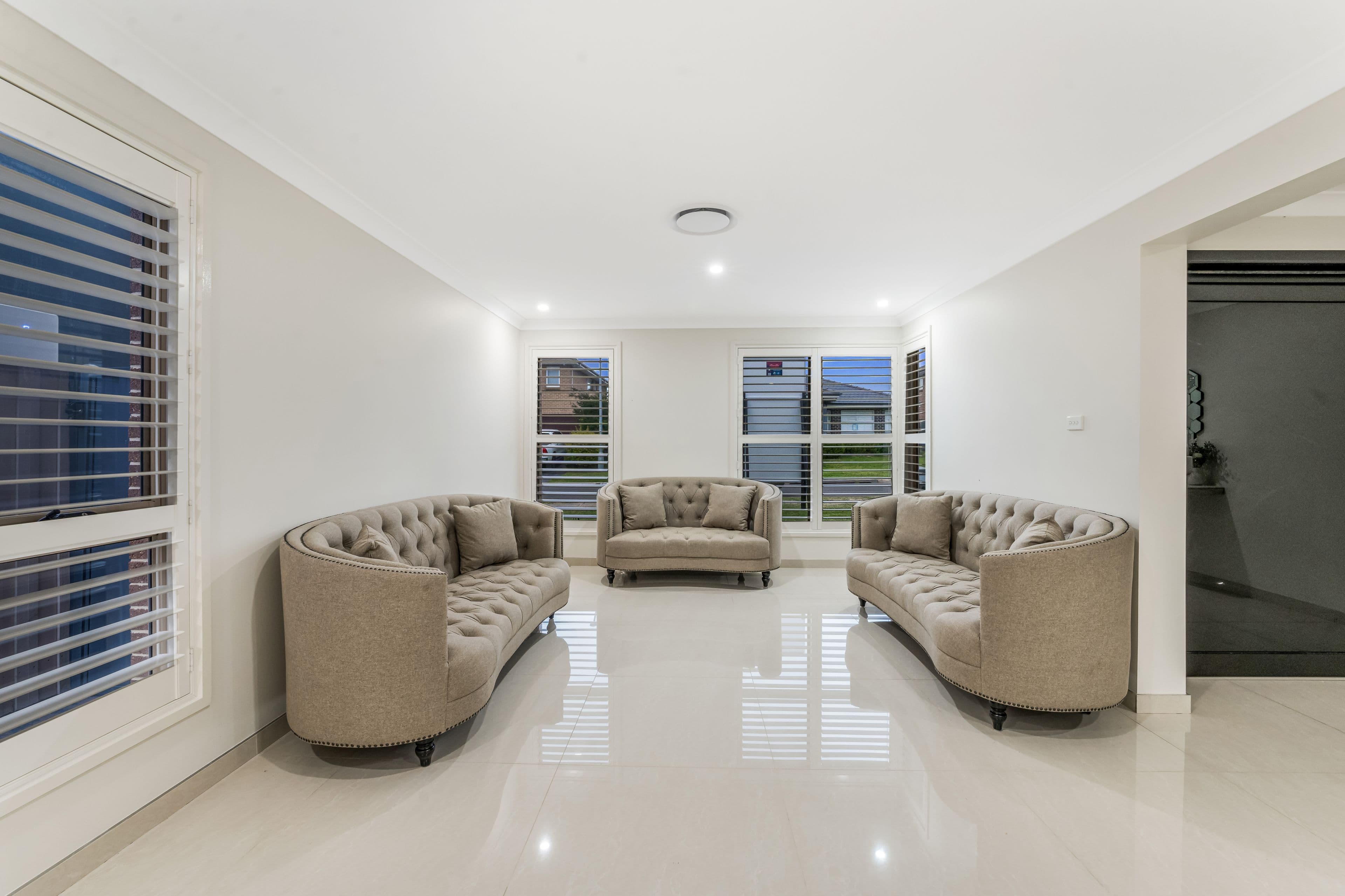 6 Joseph Wild Road, Carnes Hill NSW 2171, Carnes Hill - Thumbnail 6