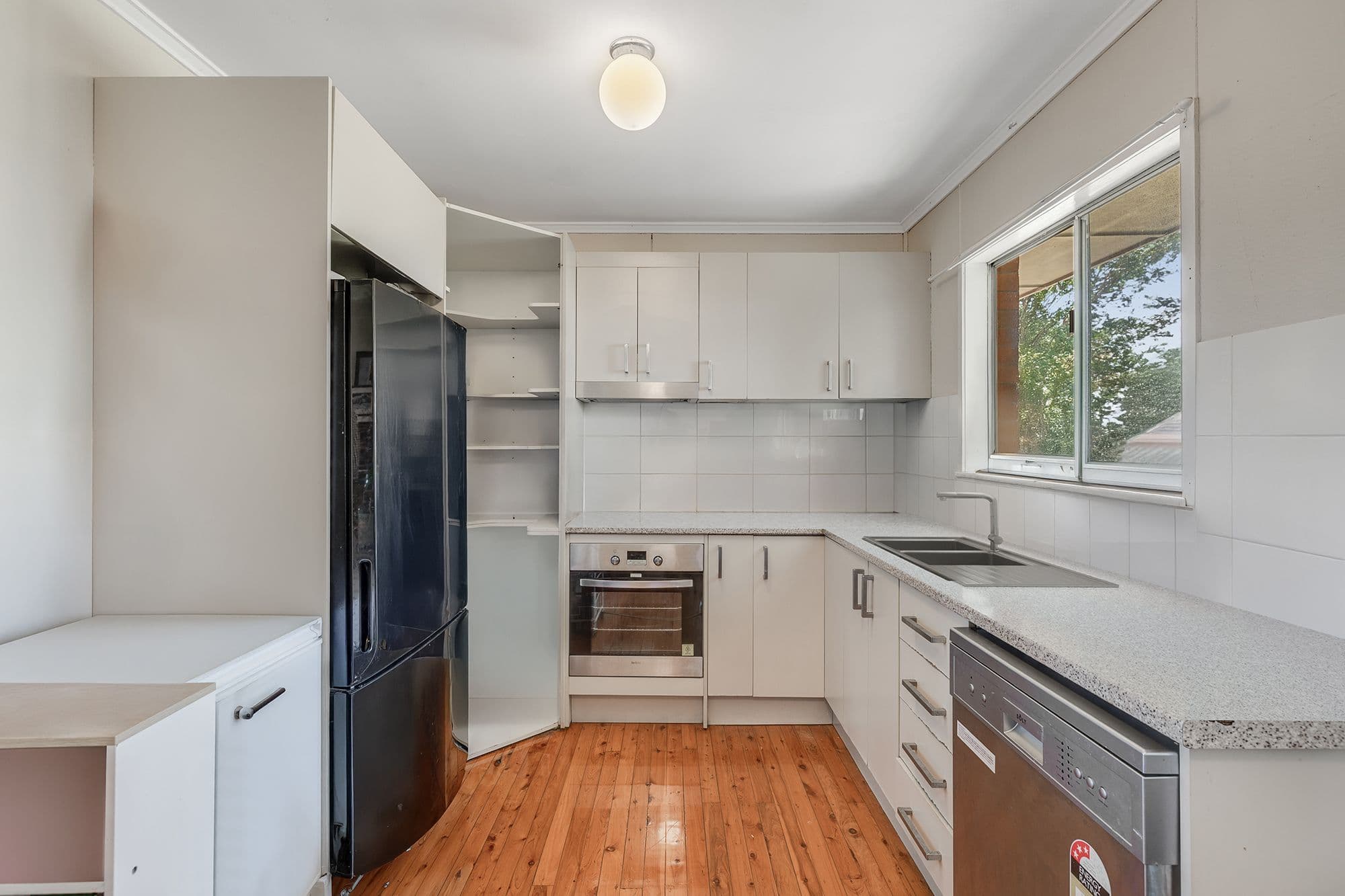 6 Skoien Street, Harristown QLD 4350, Harristown - Thumbnail 3