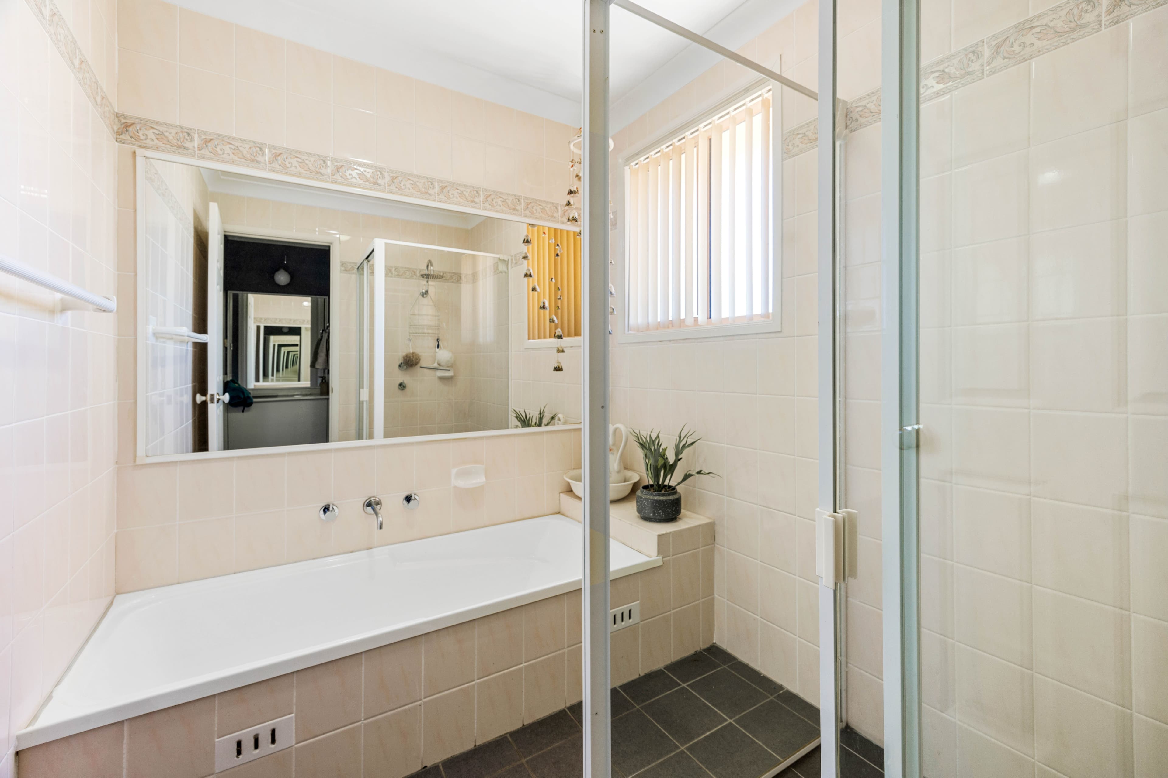 120 Carmichael Drive, West Hoxton NSW 2171, West Hoxton - Thumbnail 7