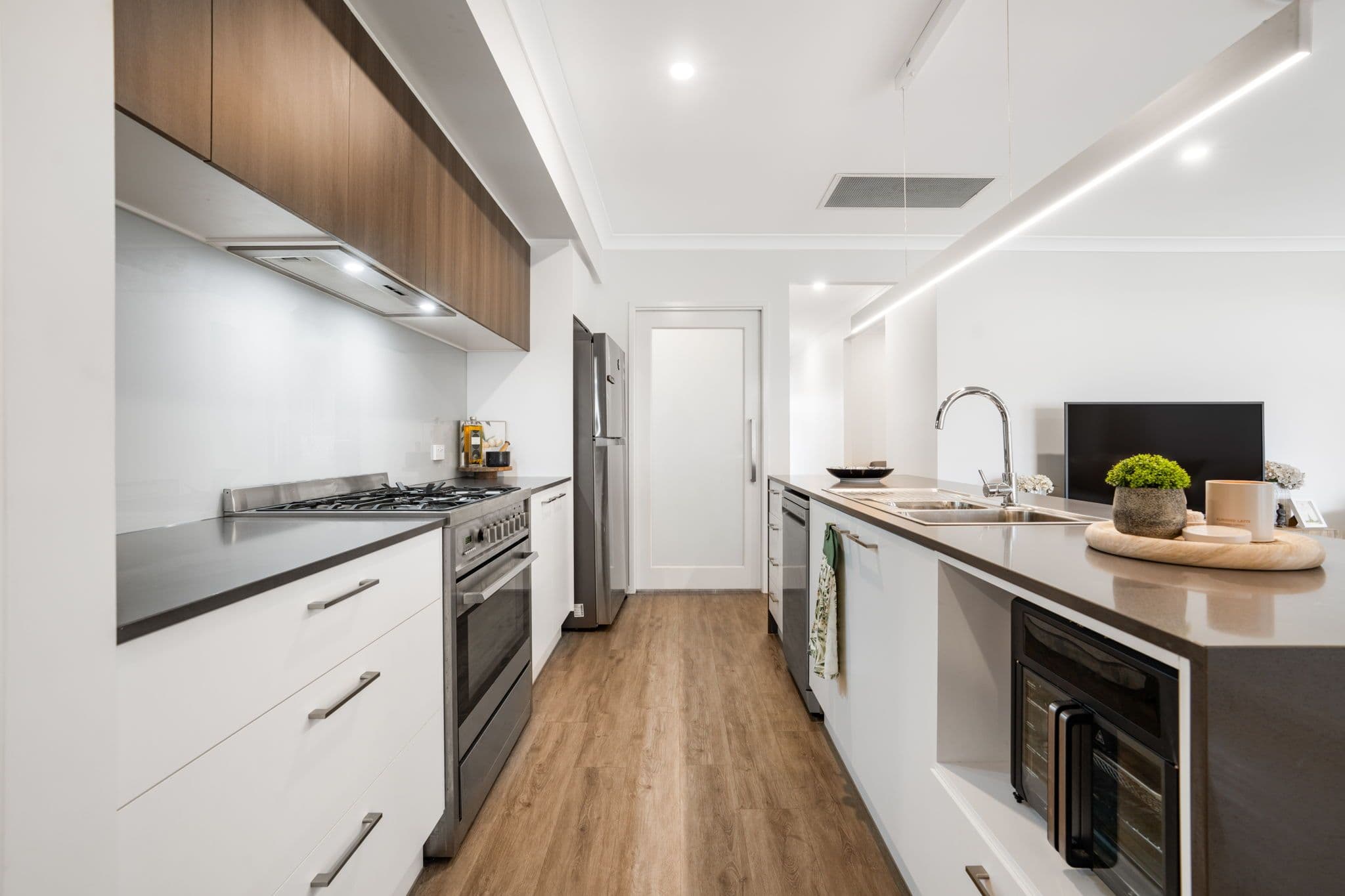10 Lillypilly Street, Bahrs Scrub QLD 4207, Bahrs Scrub - Image 1