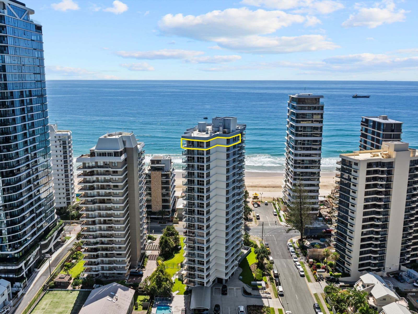 3540 Main Beach Parade, Main Beach - Thumbnail 2