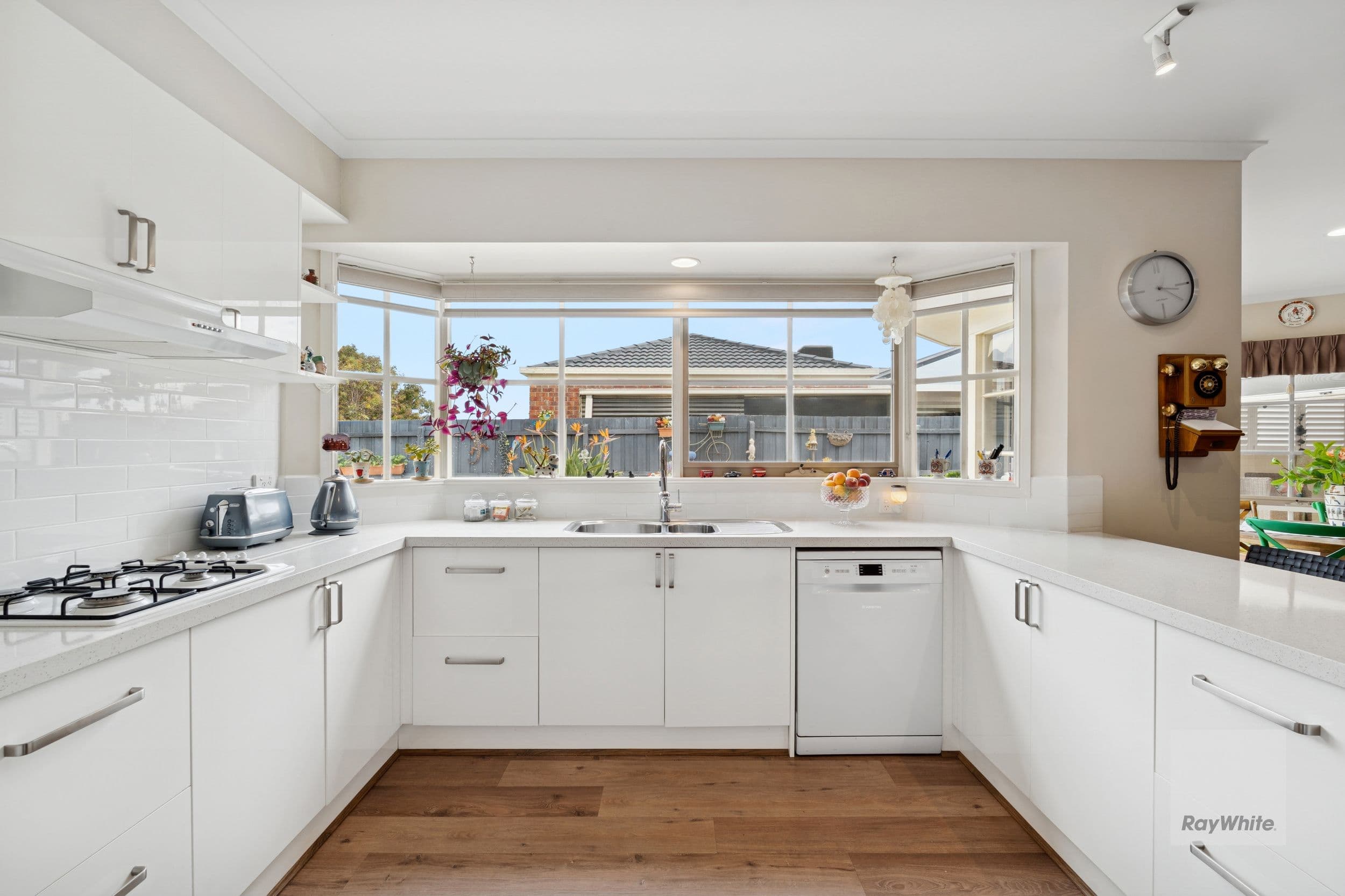 1 Peppercorn Court, Hillside VIC 3037, Hillside - Thumbnail 6