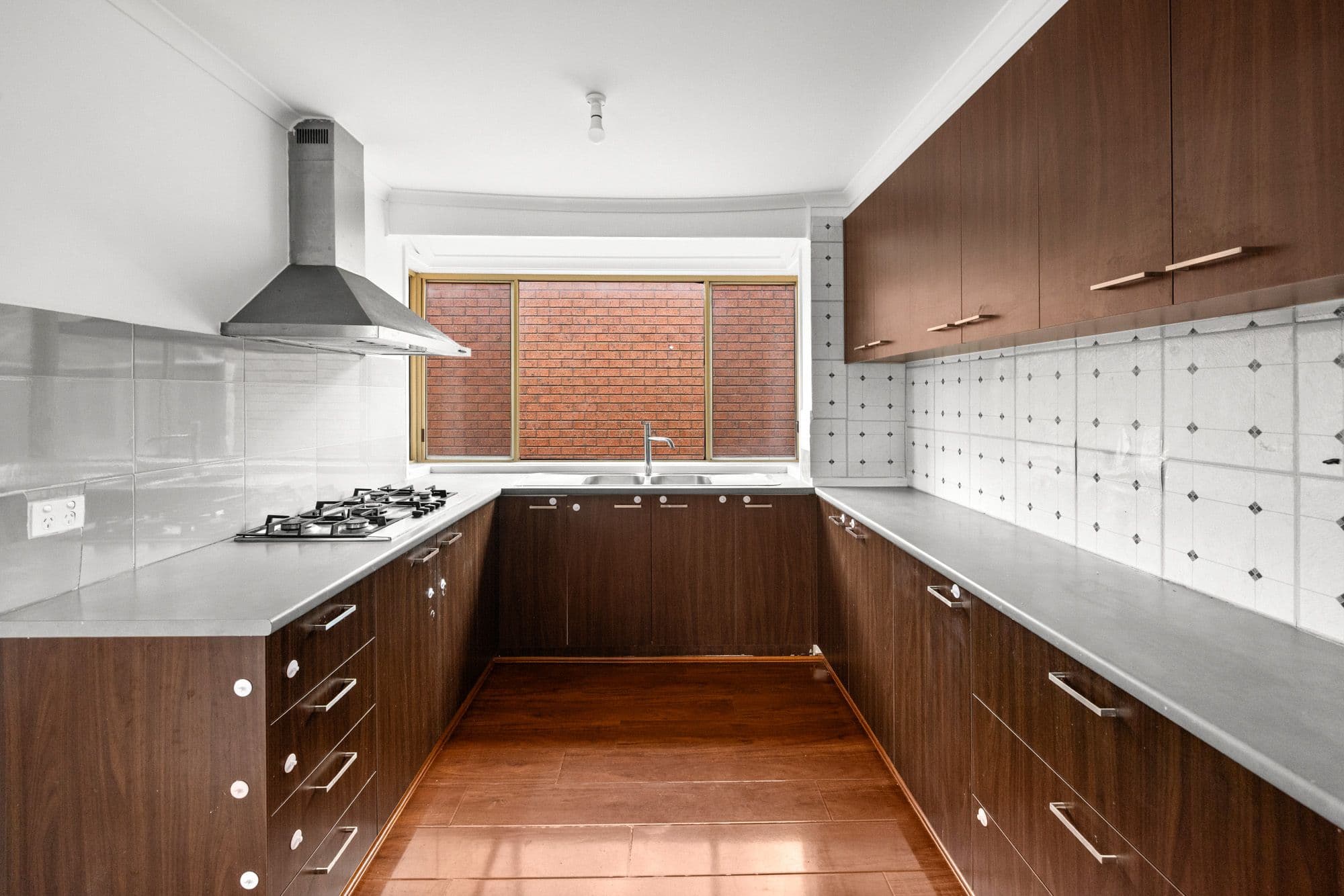 1 Greenshank Court, Werribee VIC 3030, Werribee - Thumbnail 2