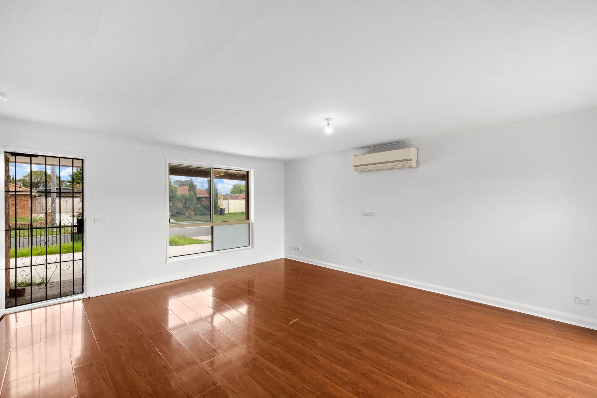 1 Greenshank Court, Werribee VIC 3030, Werribee - Thumbnail 6