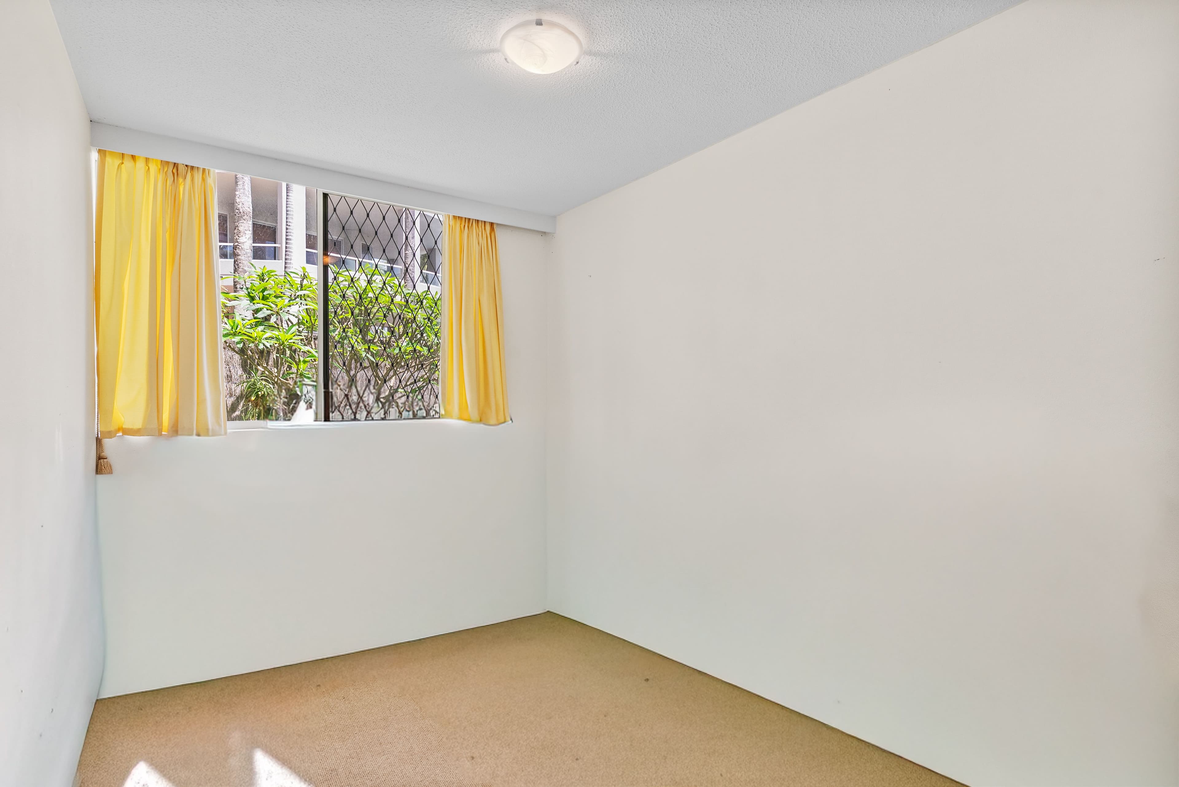 28 Beach Parade, Surfers Paradise QLD 4217, Surfers Paradise - Thumbnail 4