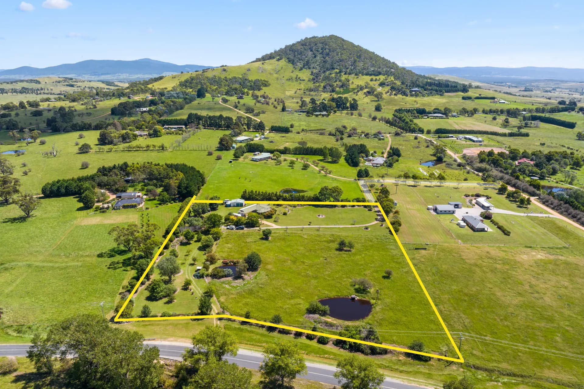31 Hawthorn Lane, Braidwood - Image 1