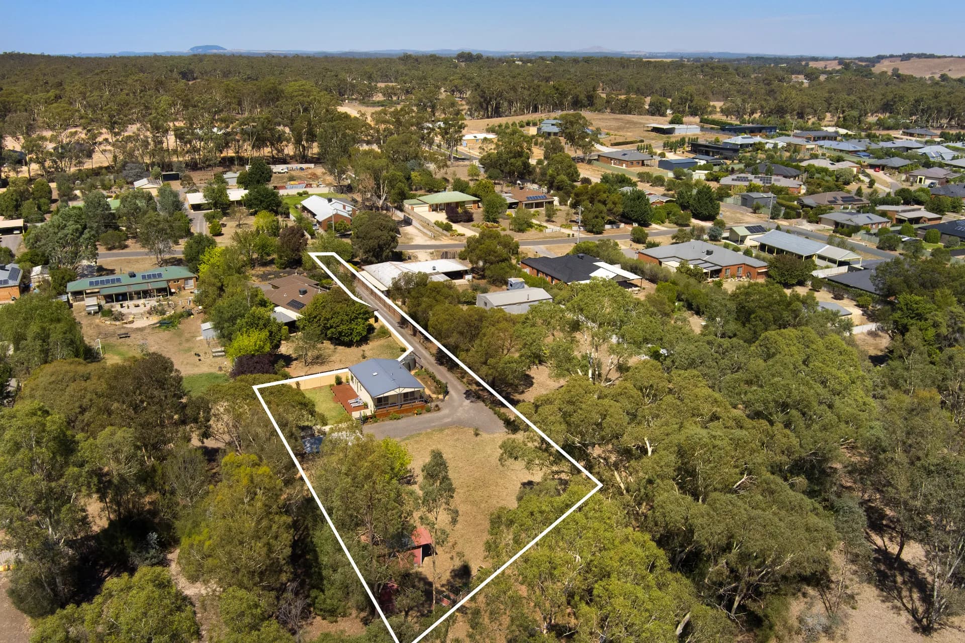 11a Eleanor  Drive, Campbells Creek, VIC, Campbells Creek - Thumbnail 4