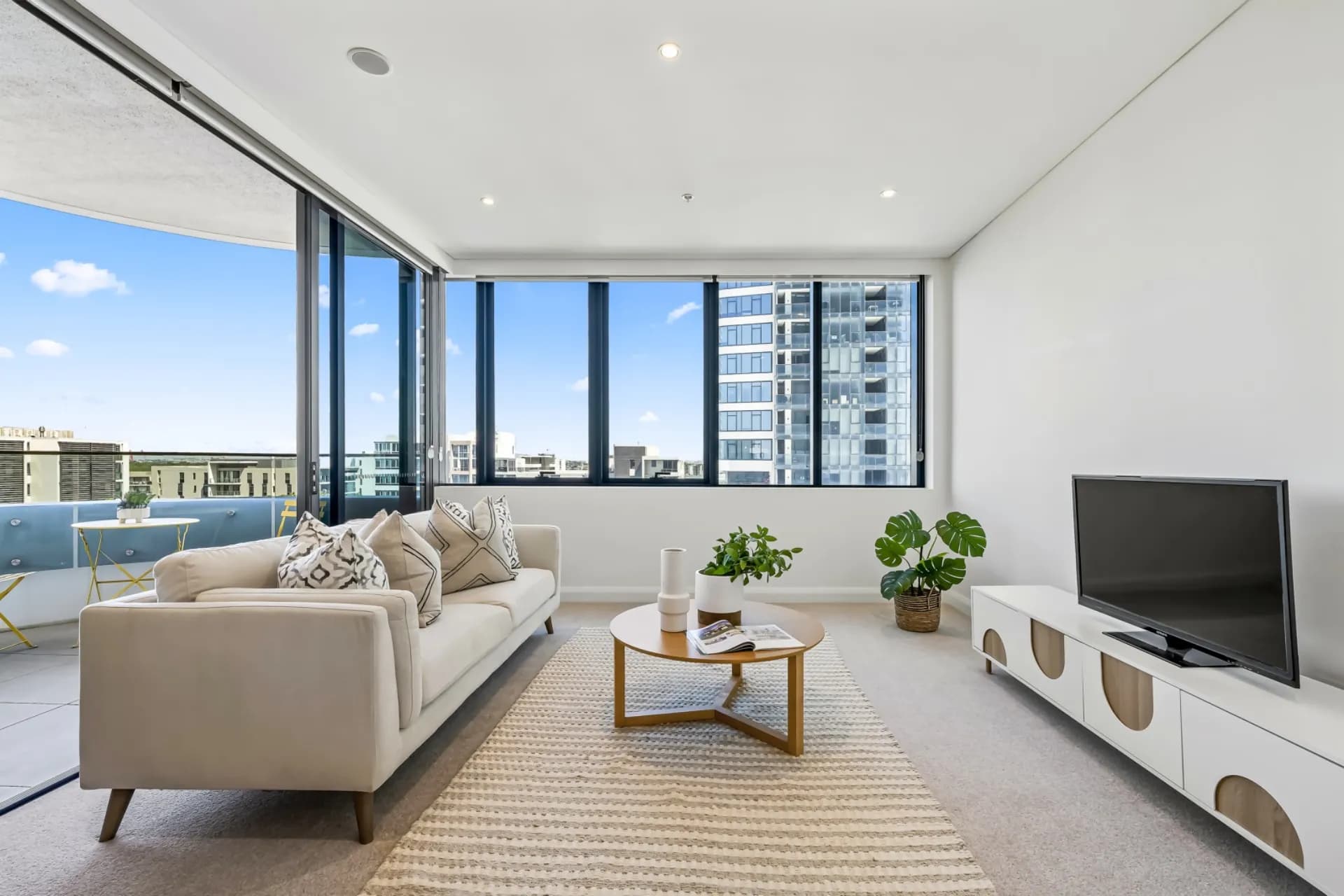 607/8 Walker Street, Rhodes, NSW, Rhodes - Image 1