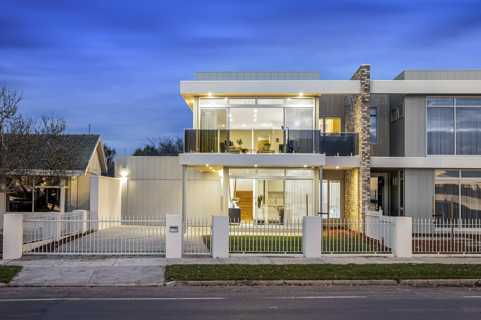 202 Wendouree Parade,Lake Wendouree, Lake Wendouree - Image 1