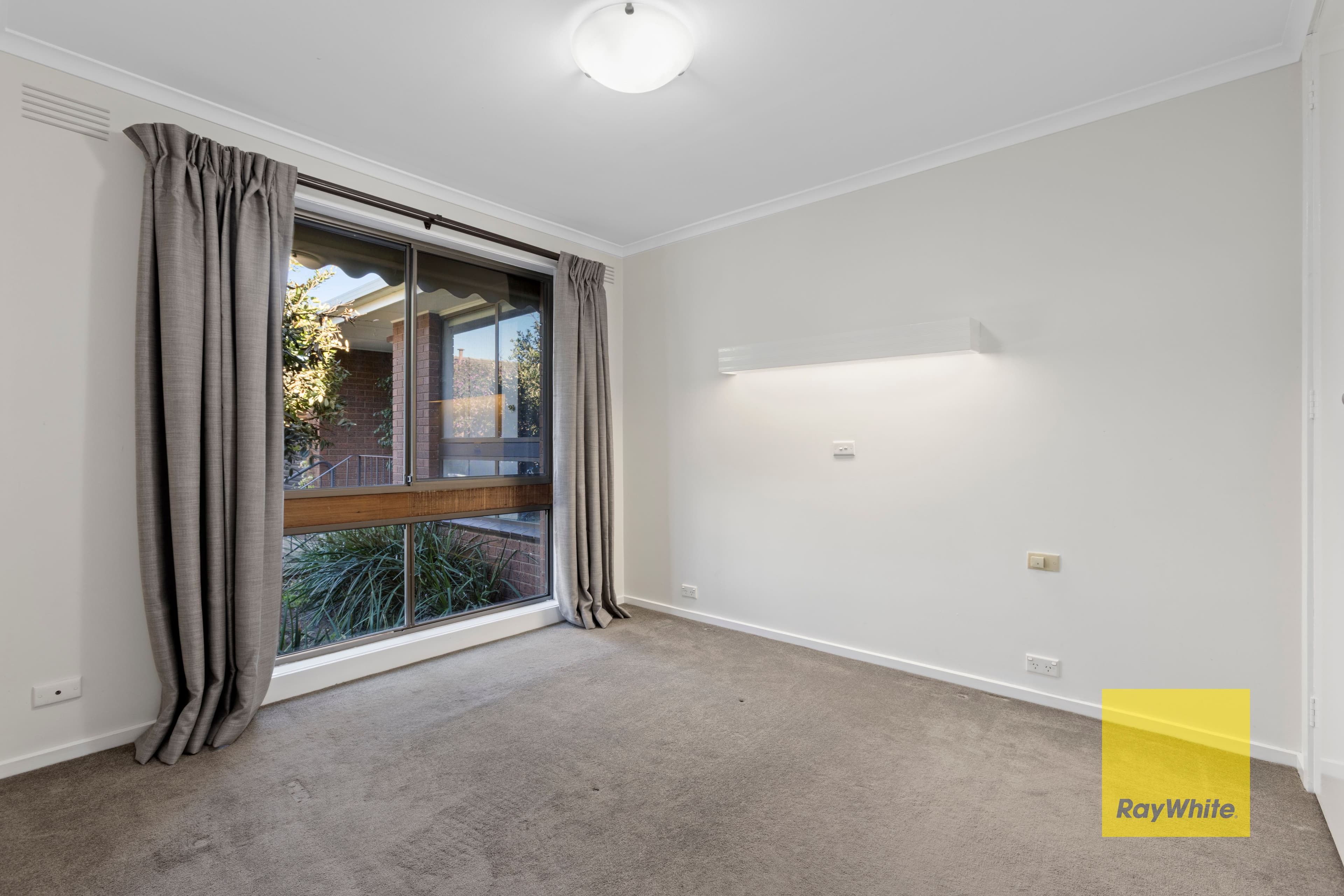 37 Hutcheson Avenue, Highton VIC 3216, Highton - Thumbnail 7