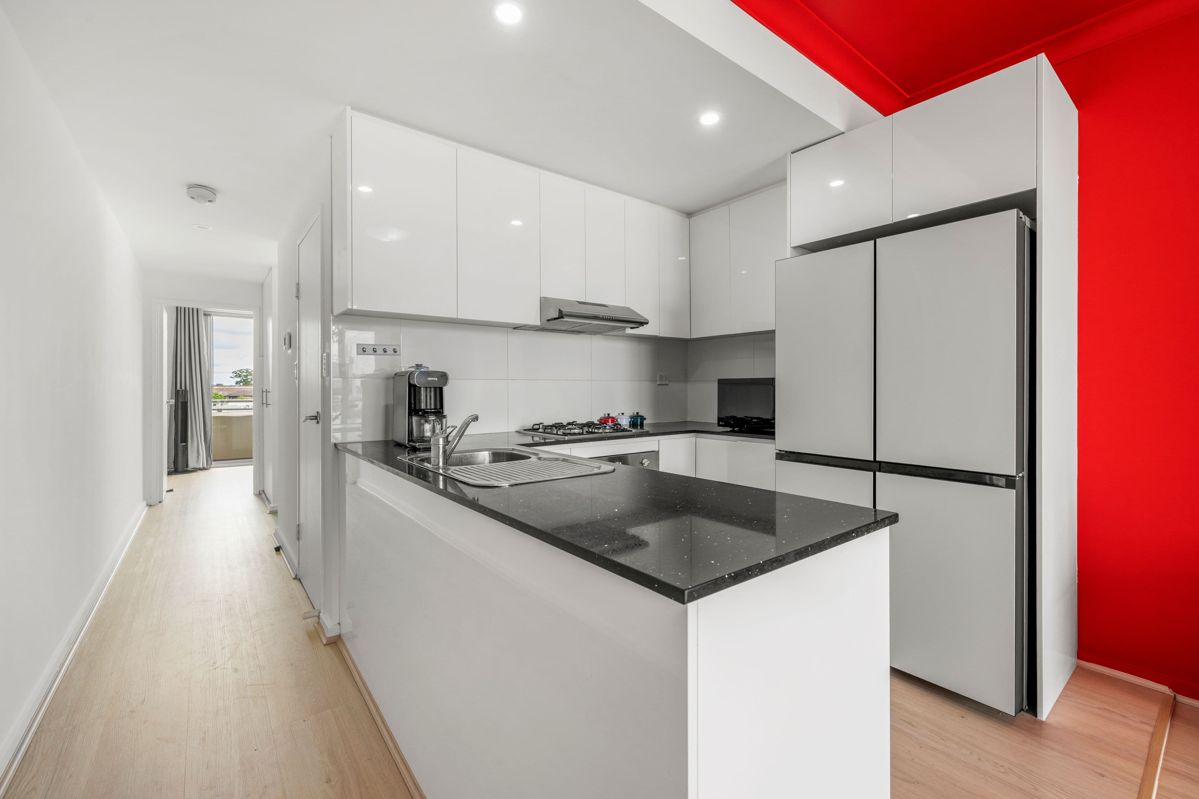 17 The Crescent, Fairfield NSW 2165, Fairfield - Thumbnail 3