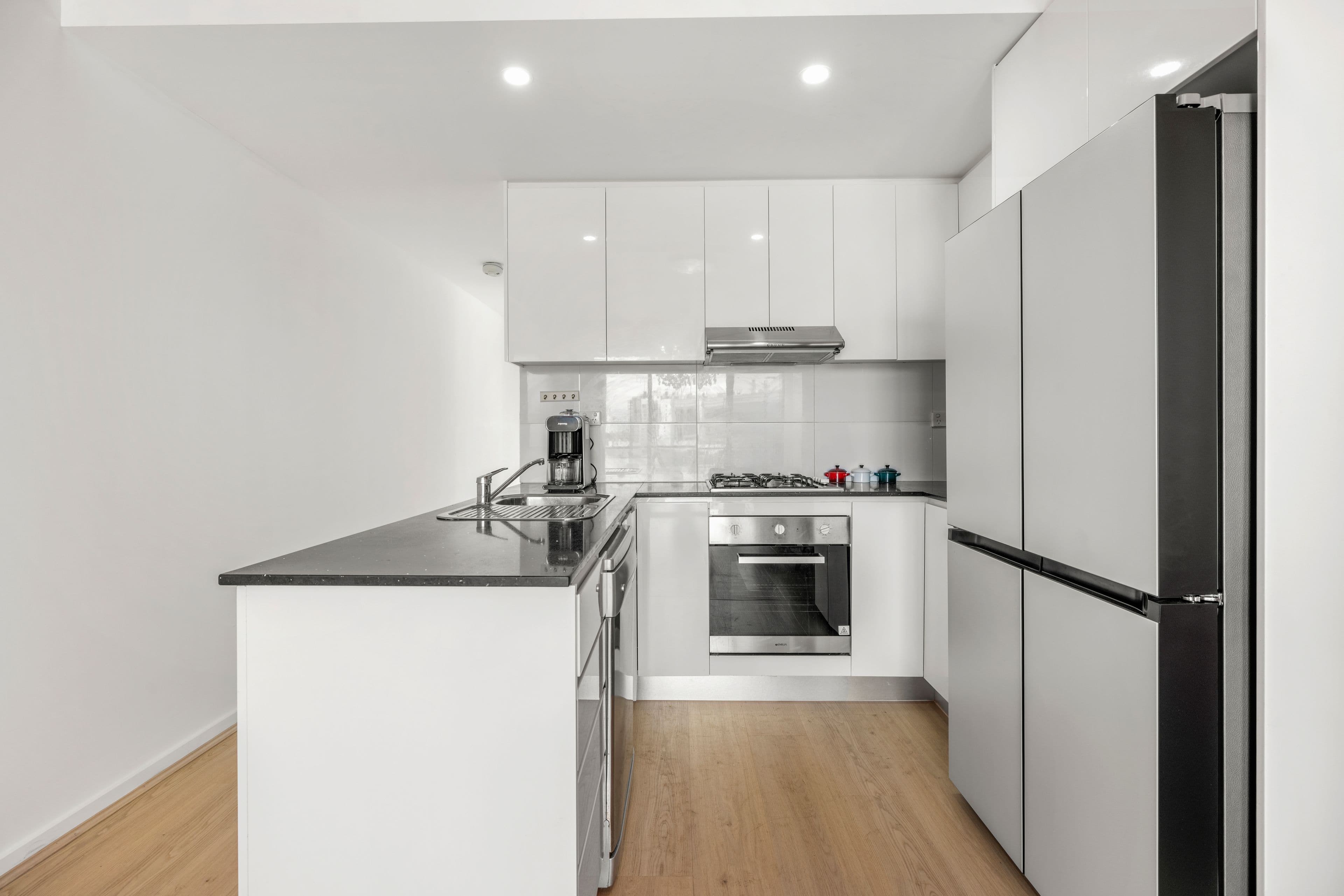 17 The Crescent, Fairfield NSW 2165, Fairfield - Thumbnail 5
