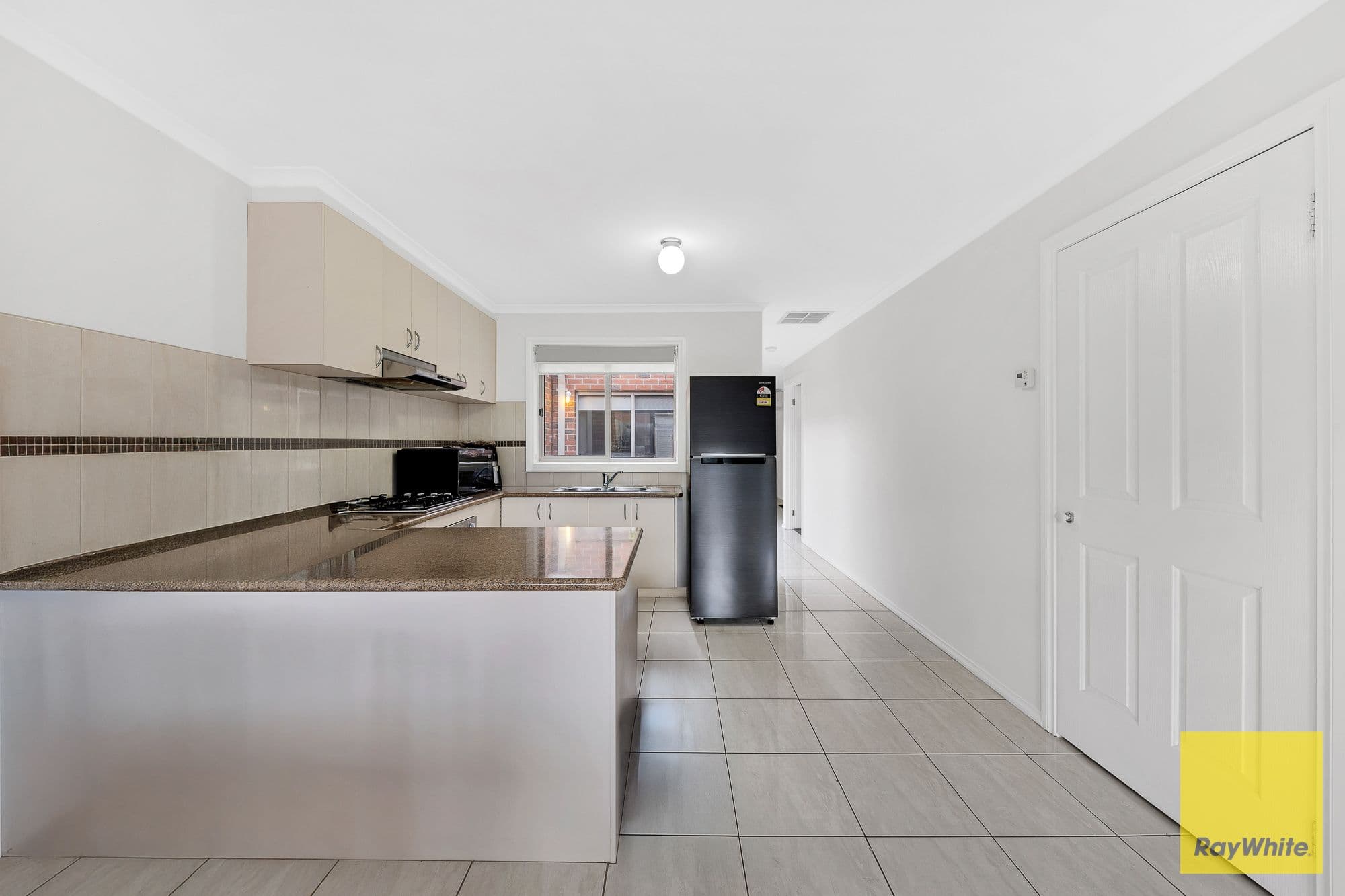 6 Harrier Street, Werribee VIC 3030, Werribee - Thumbnail 6