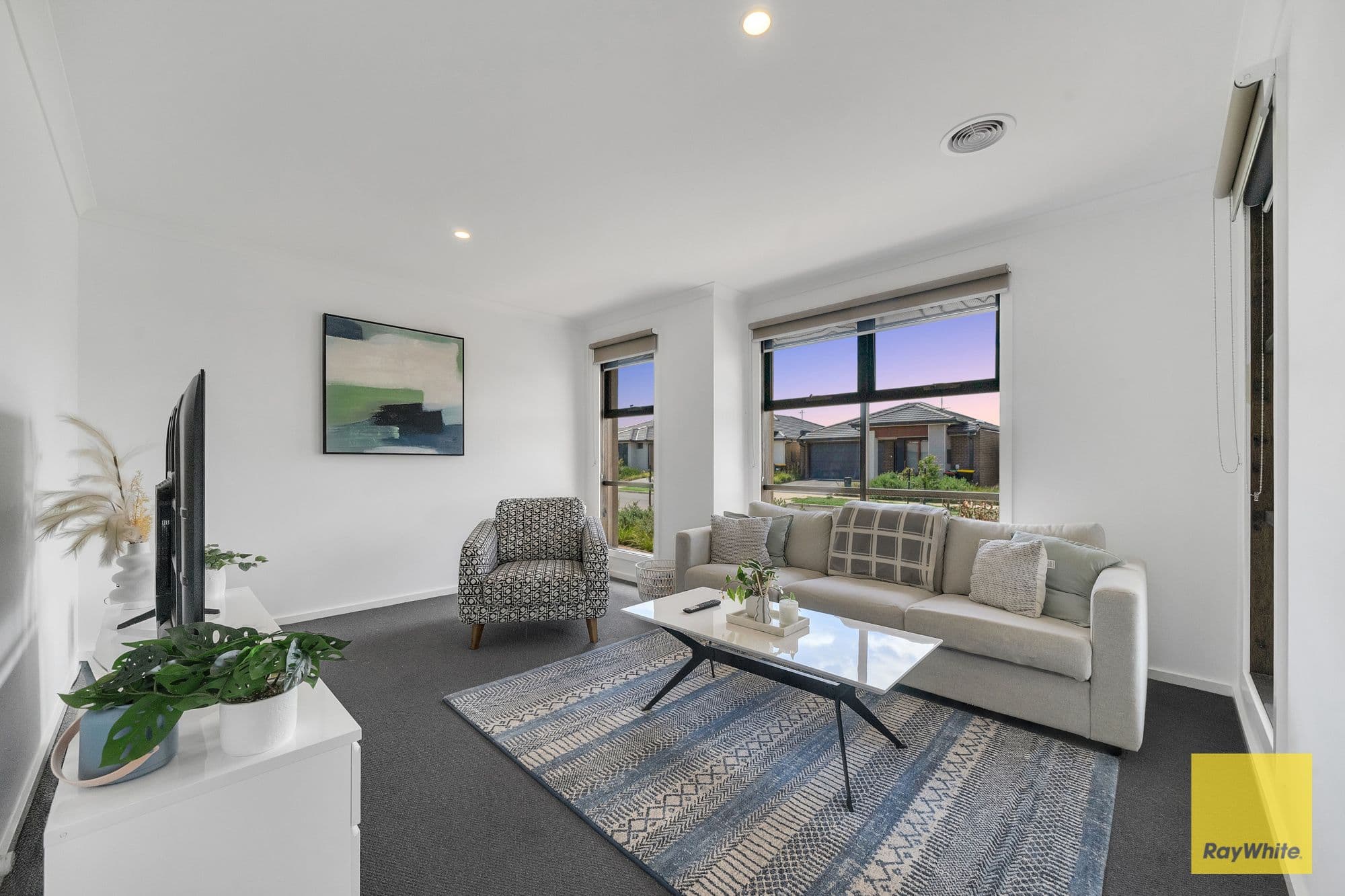5 Sicily Avenue, DEANSIDE VIC 3336, Deanside - Thumbnail 6