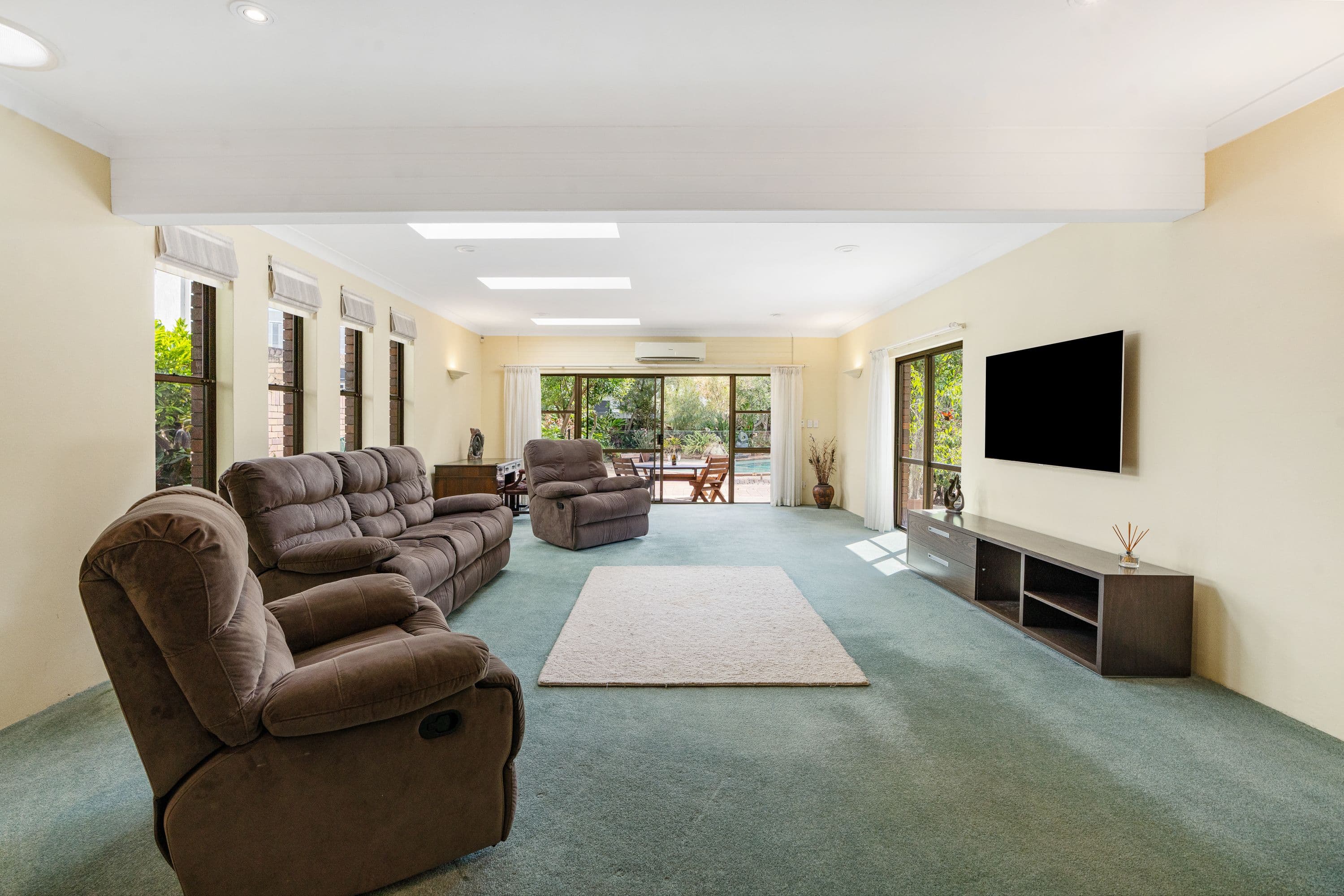 24 De Haviland Avenue, Benowa Waters QLD 4217, Benowa - Thumbnail 6