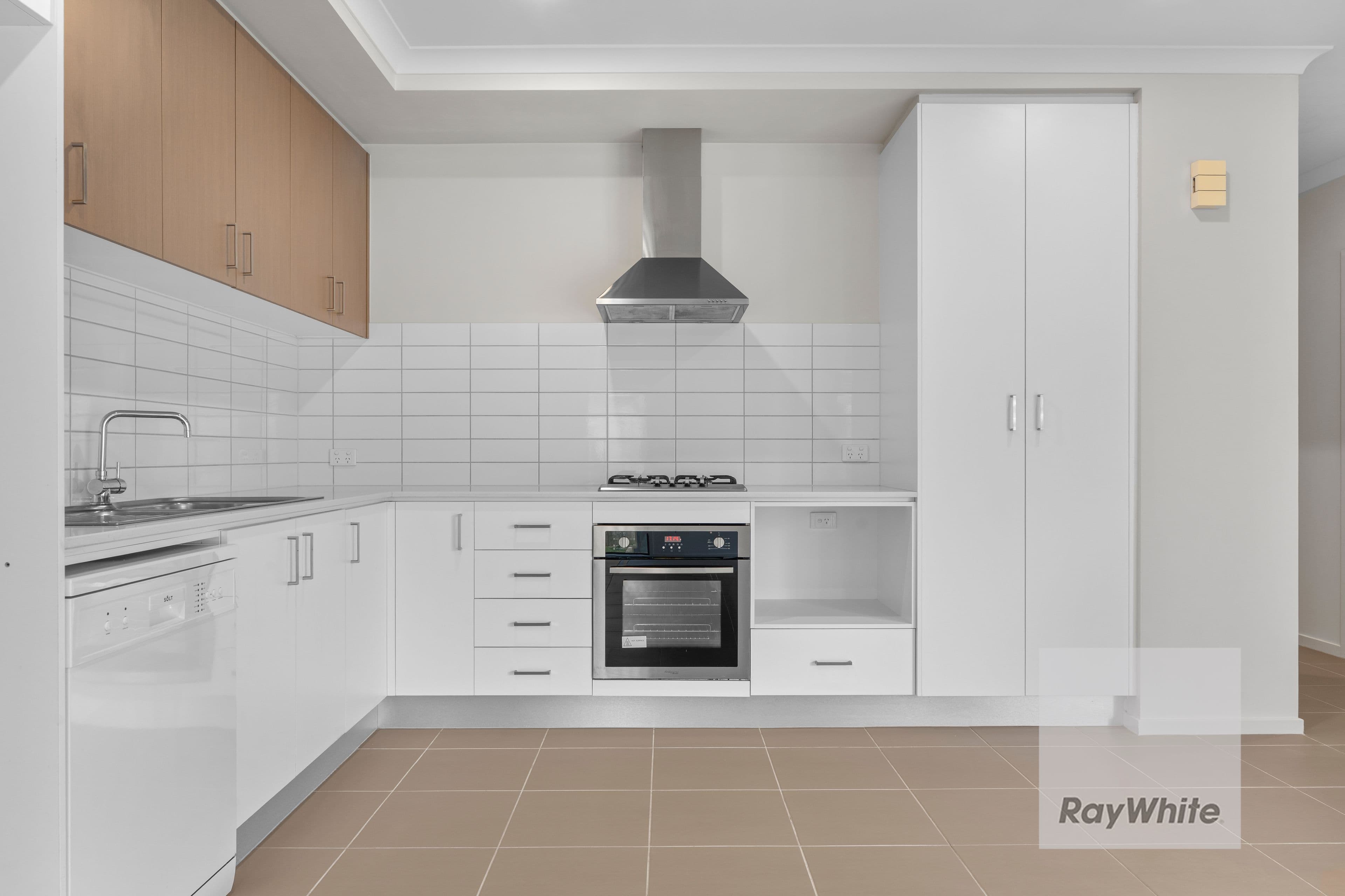 6 Medallion Avenue, Beveridge VIC 3753, Beveridge - Thumbnail 6