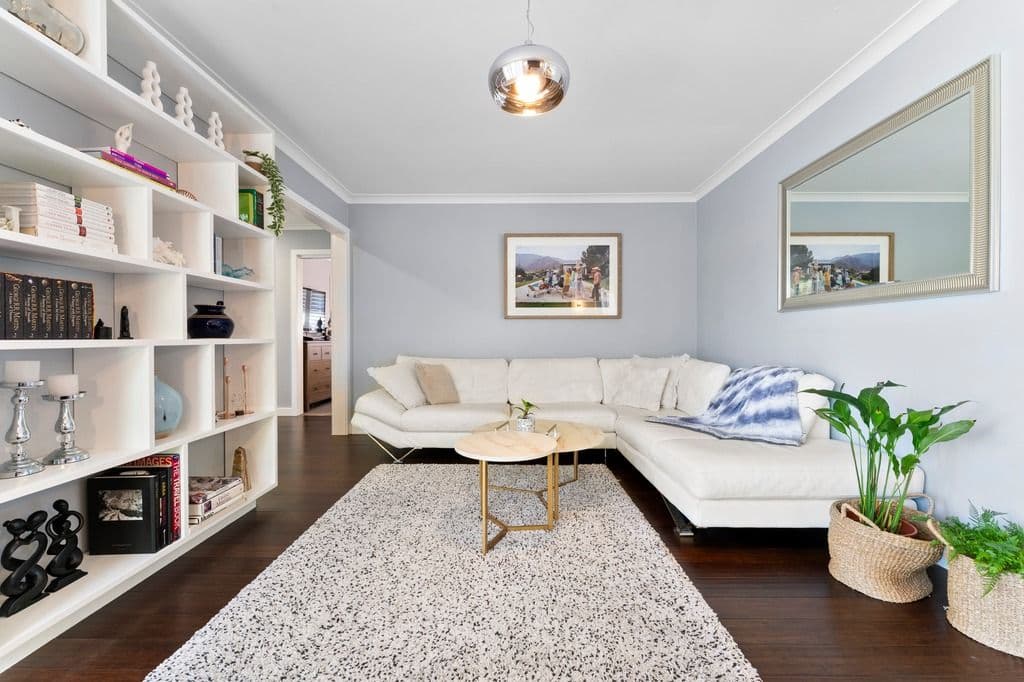 21 Peters Drive, Cheltenham VIC 3192, Cheltenham - Thumbnail 2