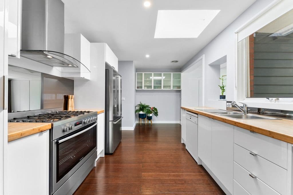 21 Peters Drive, Cheltenham VIC 3192, Cheltenham - Thumbnail 4