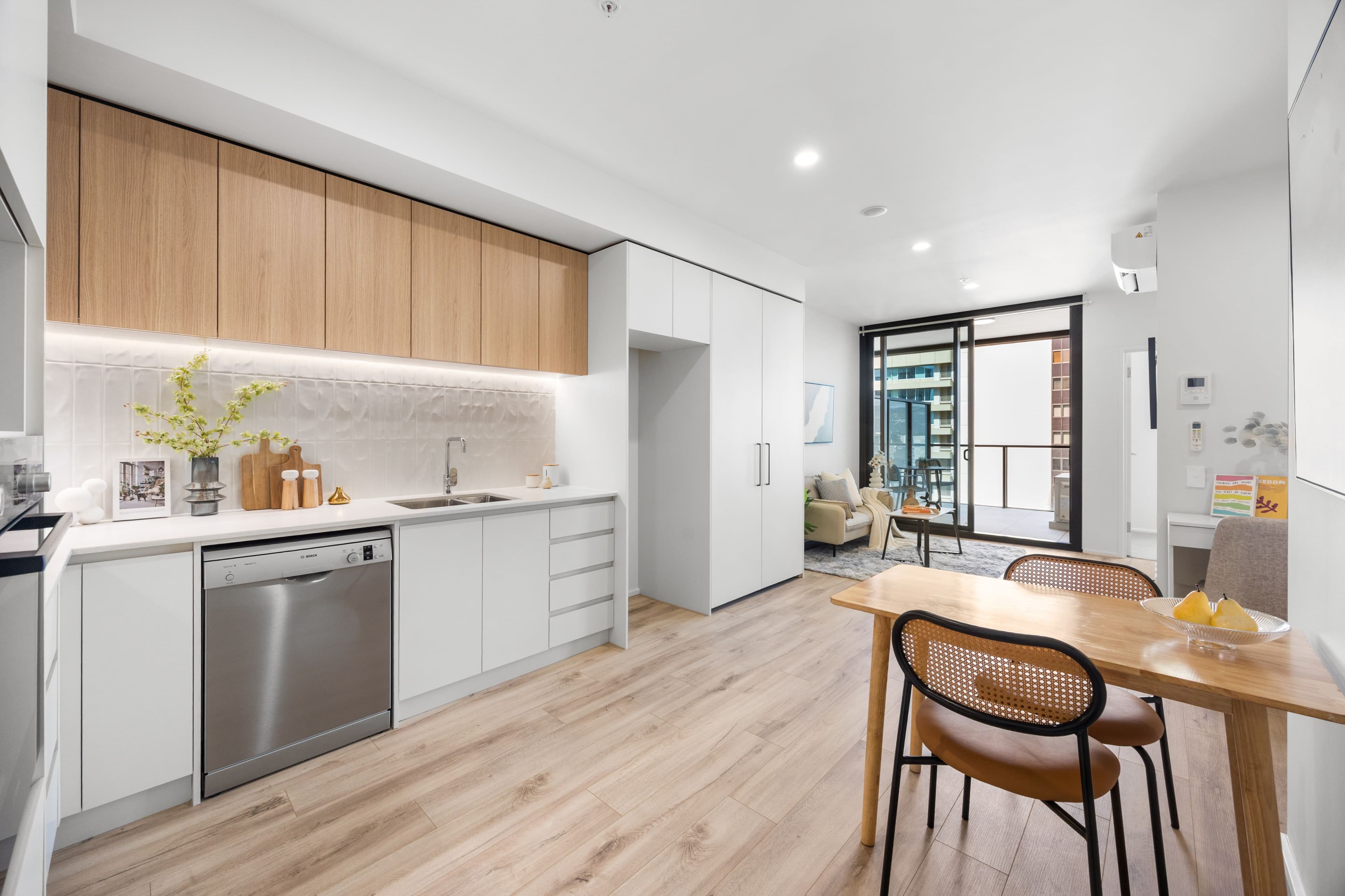 6 Penaluna Place, Adelaide SA 5000, Adelaide - Thumbnail 2