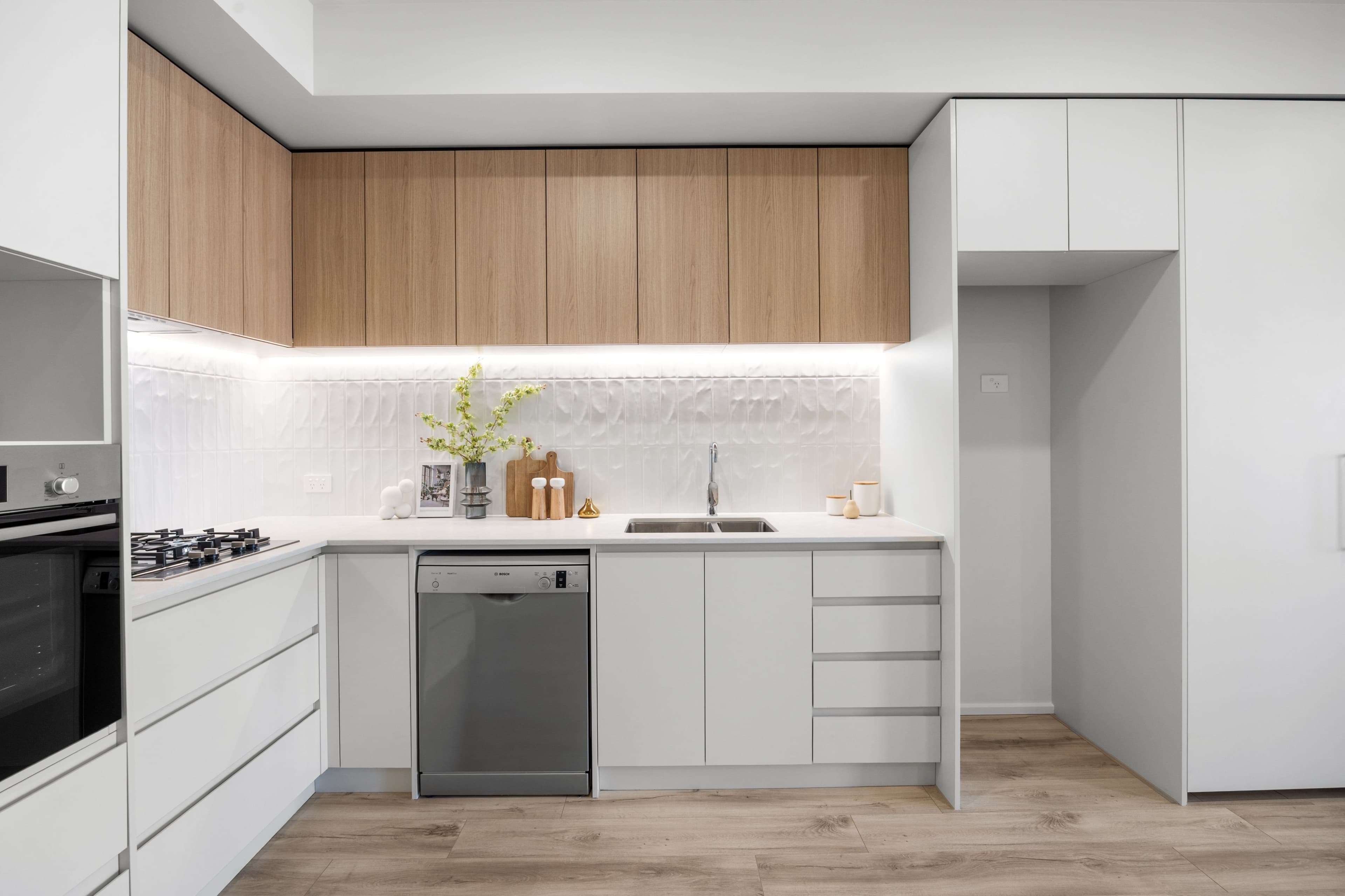 6 Penaluna Place, Adelaide SA 5000, Adelaide - Thumbnail 7