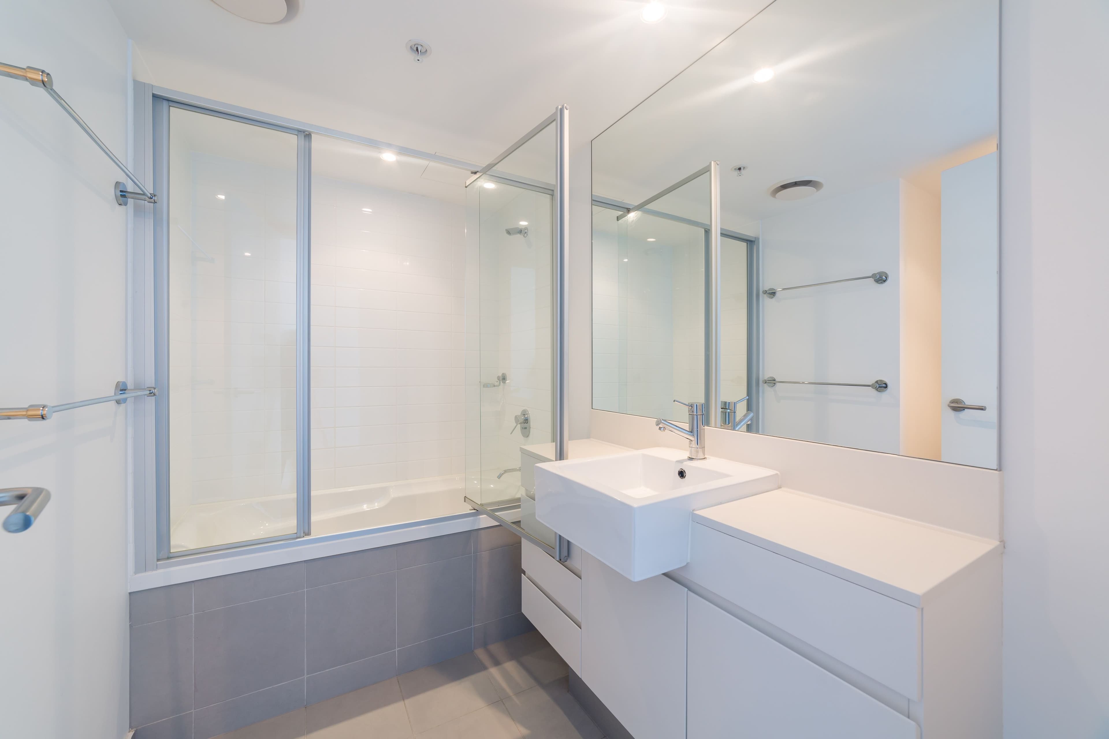 5 Lawson Street, Southport QLD 4215, Southport - Thumbnail 6