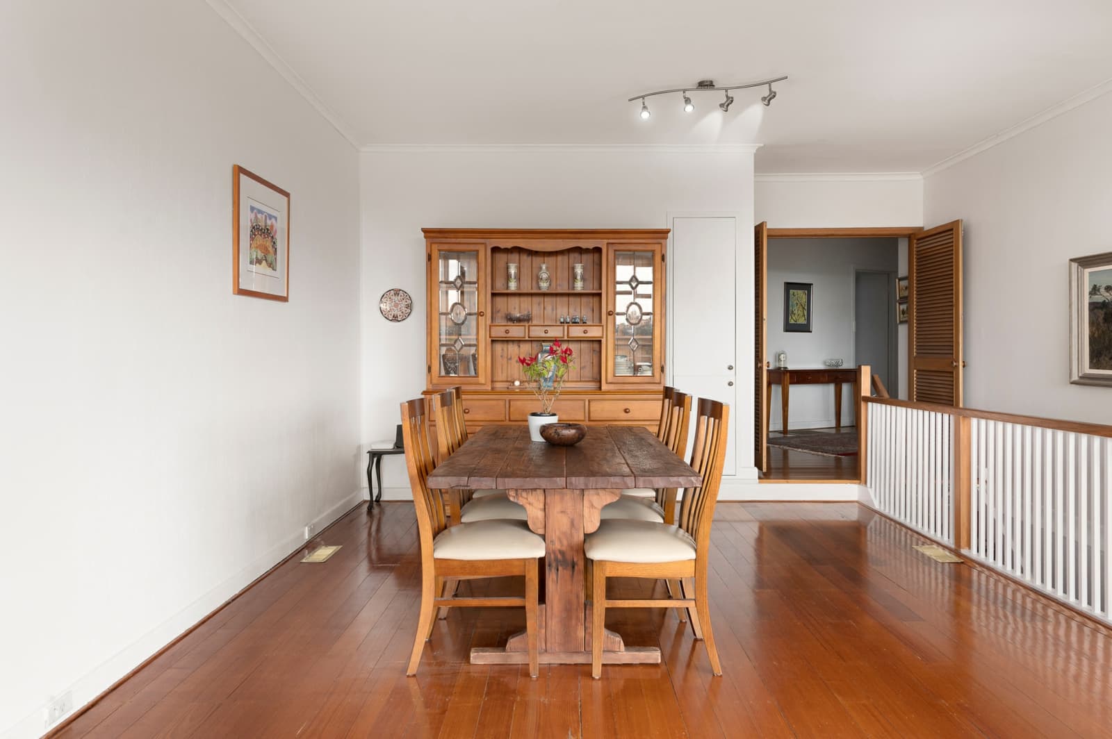 8 Glenard Drive,Eaglemont, Eaglemont - Thumbnail 8