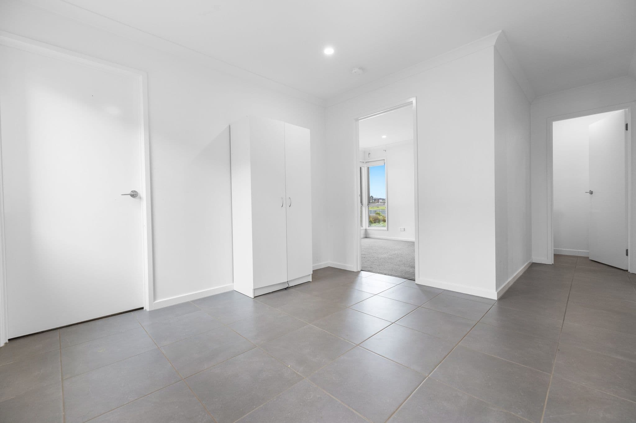 25 Tarnbeck Circuit, Clyde North VIC 3978, Clyde North - Thumbnail 3