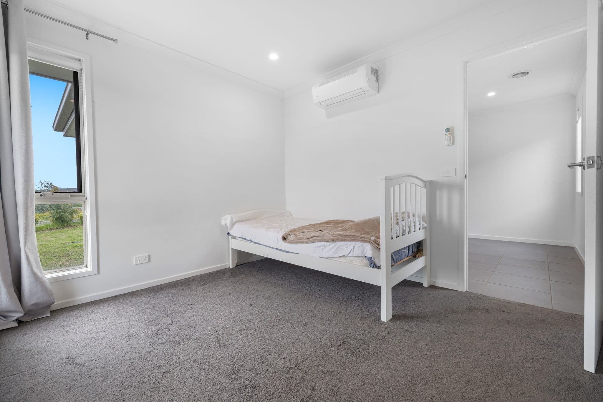 25 Tarnbeck Circuit, Clyde North VIC 3978, Clyde North - Thumbnail 4