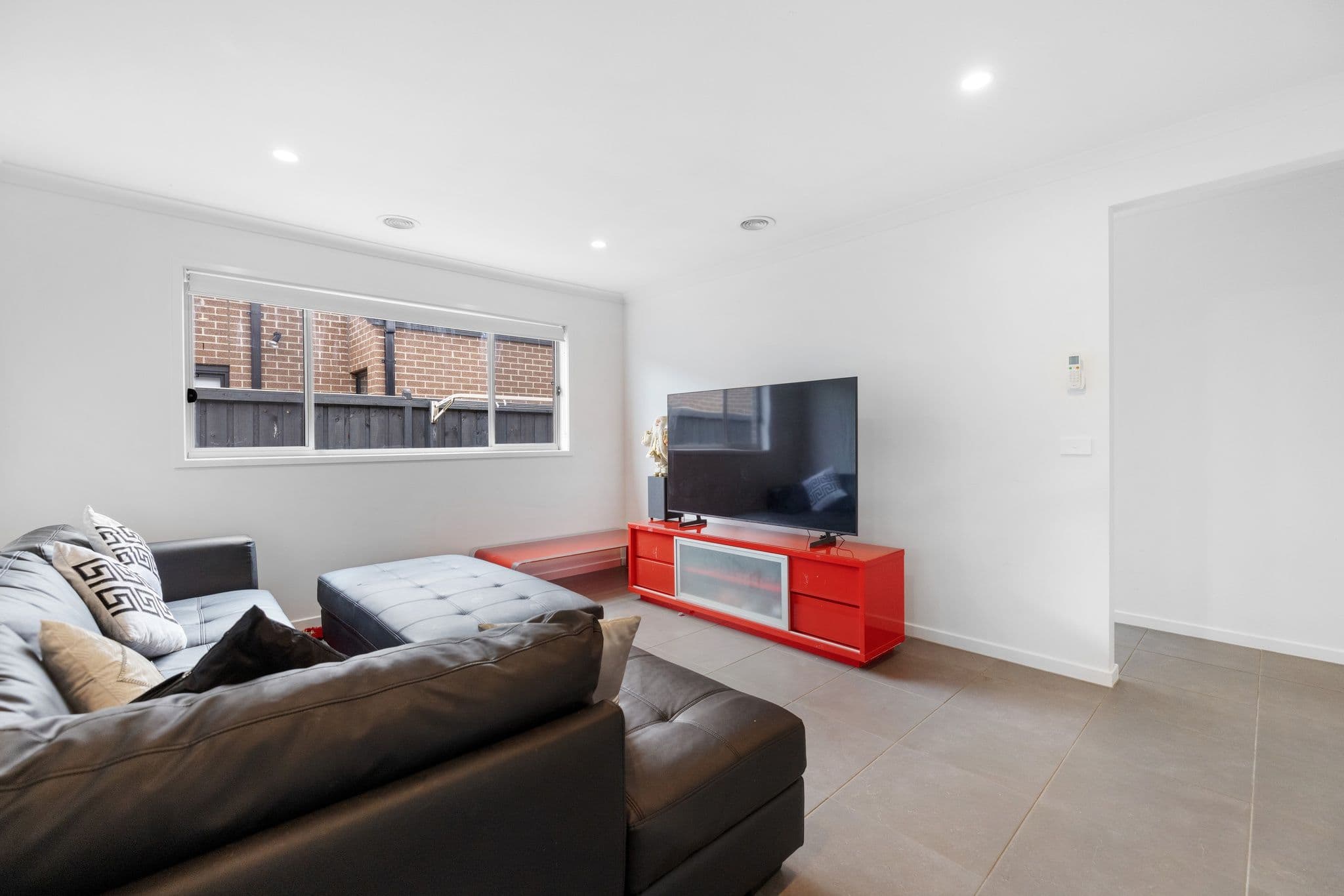 25 Tarnbeck Circuit, Clyde North VIC 3978, Clyde North - Thumbnail 8