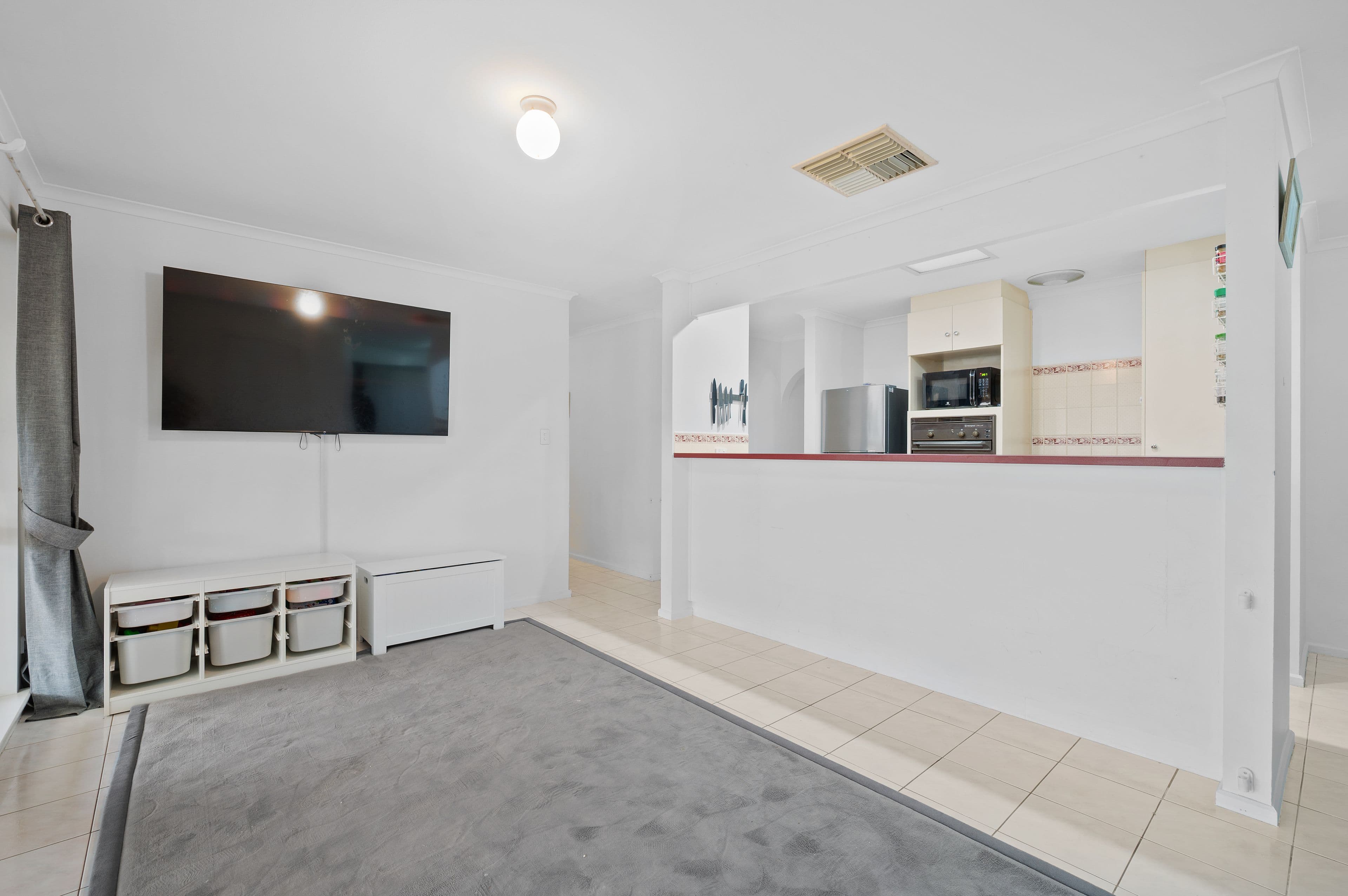 1 Jacaranda Drive, Craigmore SA 5114, Craigmore - Thumbnail 5